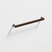 Lineare 625 Horizontal Heated Towel Rail gallery detail image