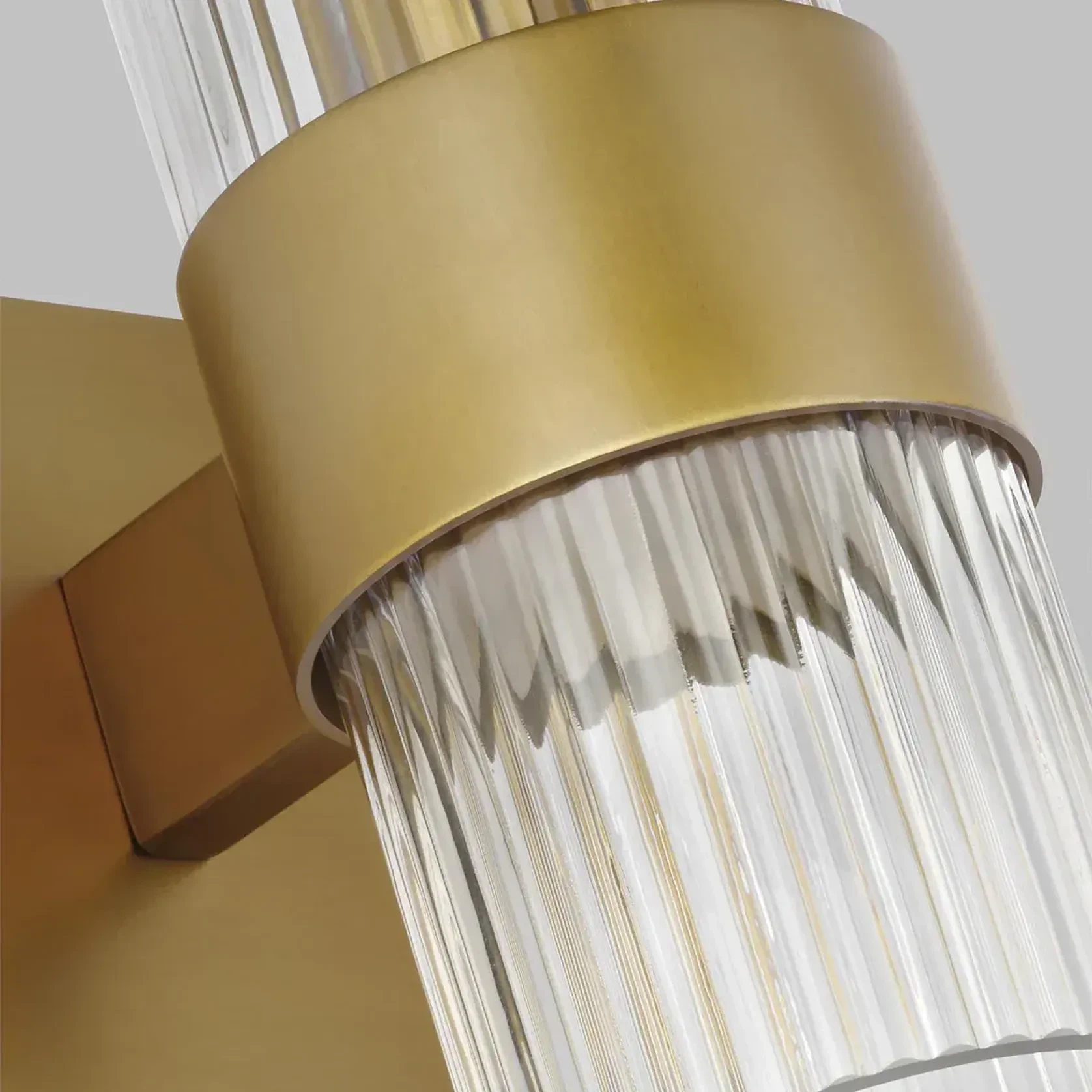 Visual Comfort Studio Geneva Wall Sconce gallery detail image