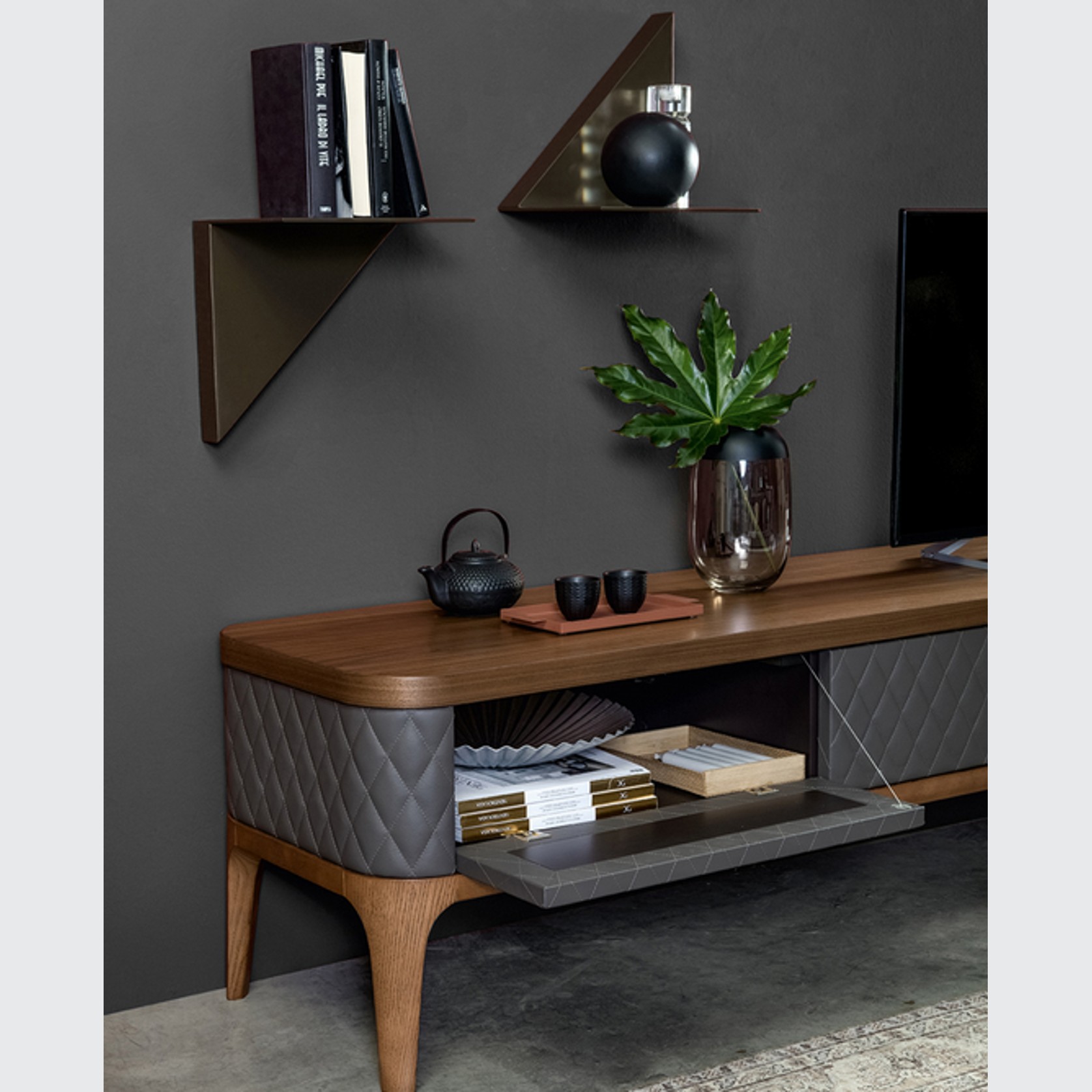 Tiffany Sideboard gallery detail image