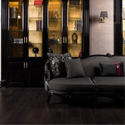 Luxury Classic Sofa "Maestro" gallery detail image