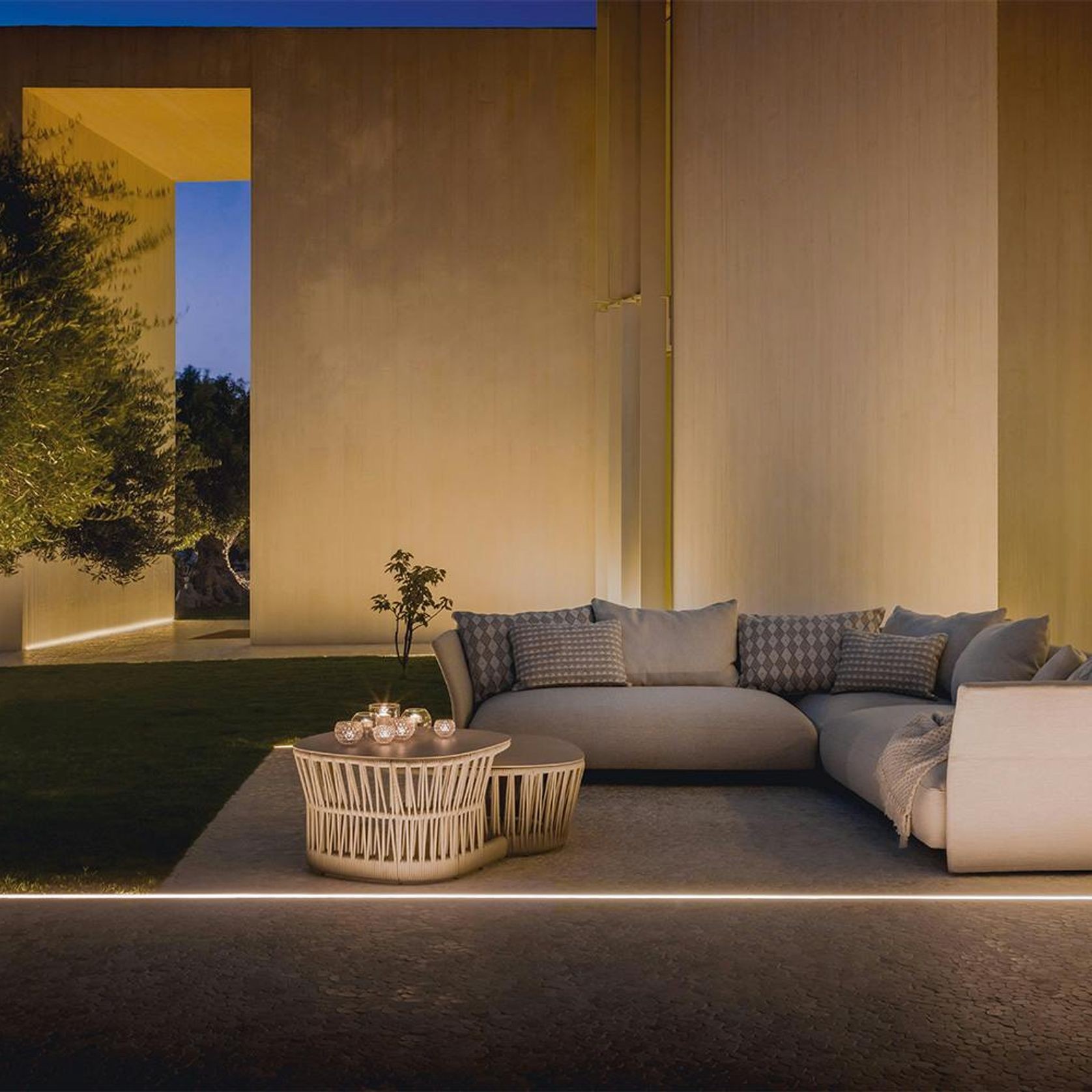 Cliff Modular Sofa gallery detail image