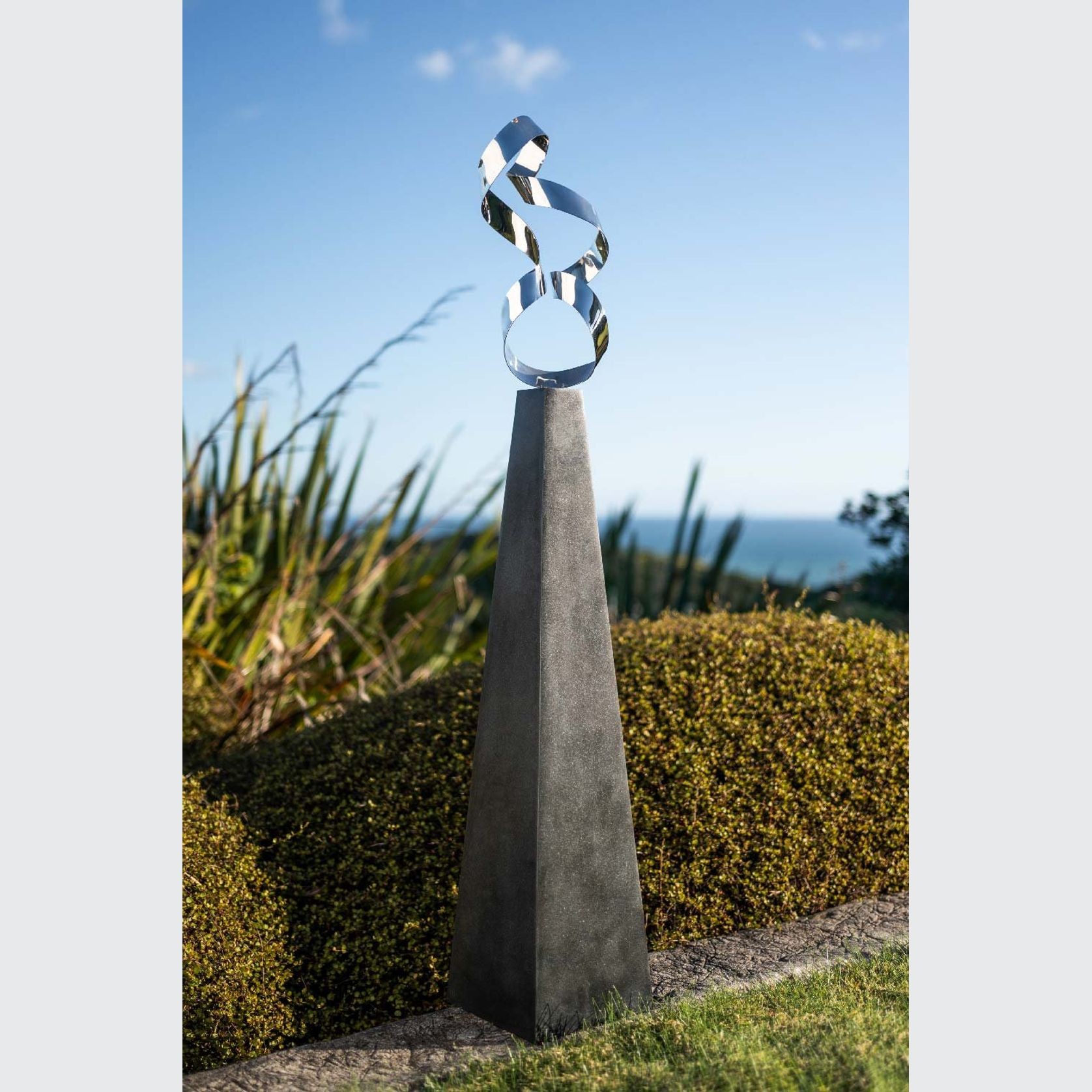 Cloud Obelisk by Bespoke Sculpture gallery detail image
