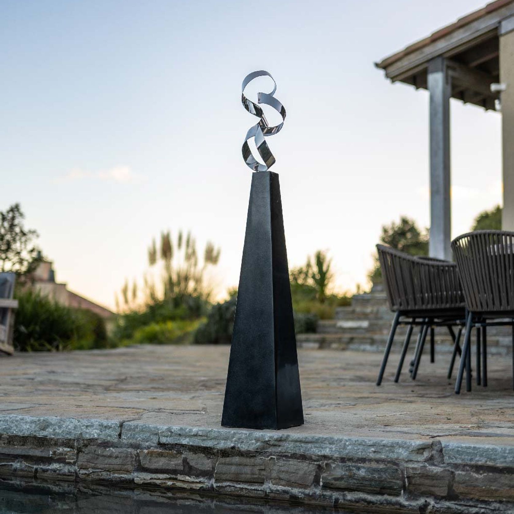 Cloud Obelisk by Bespoke Sculpture gallery detail image