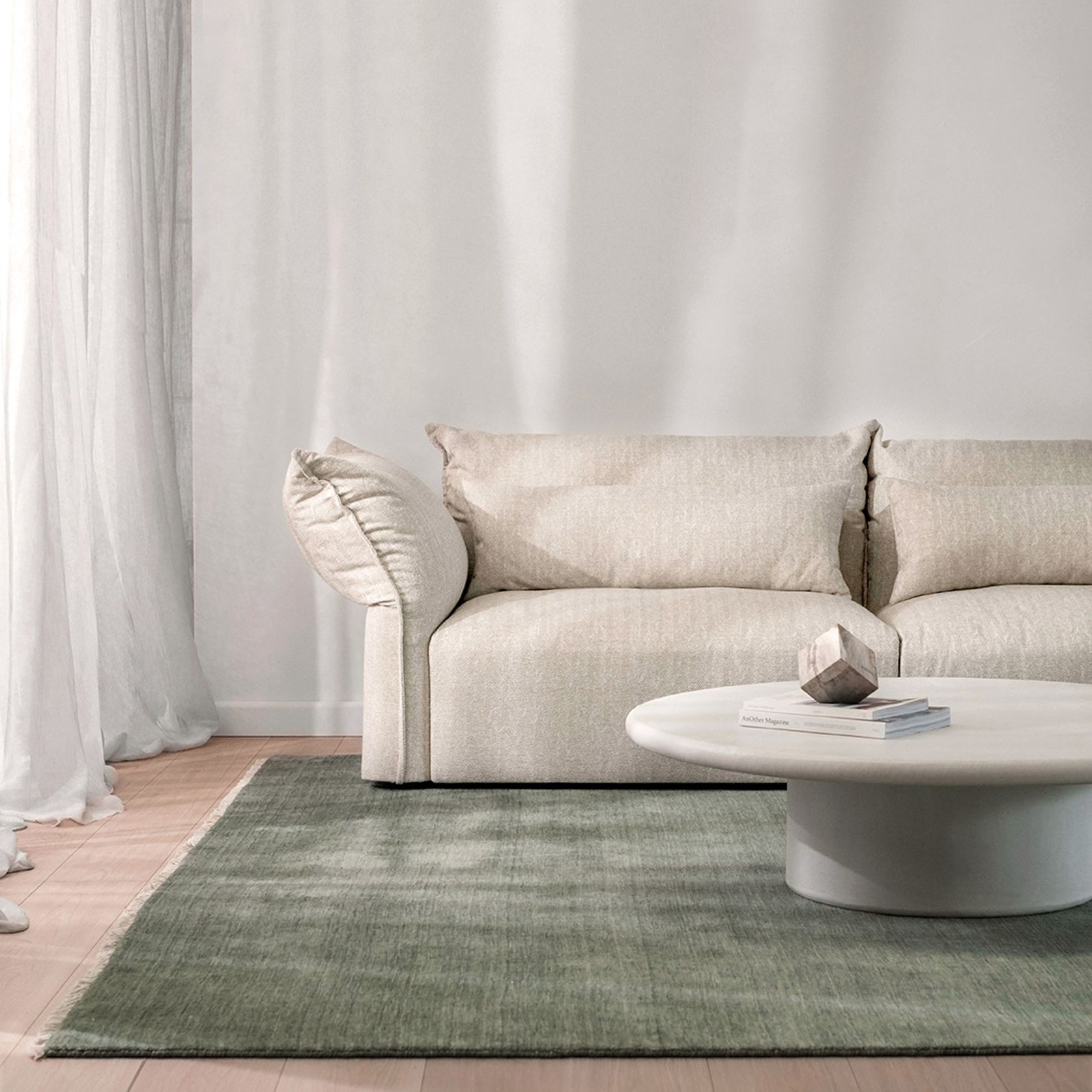 Comodo Sofa | Oat gallery detail image