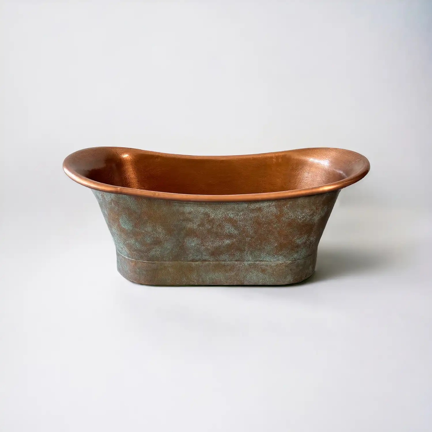 Antique “Hammered Vert de Gris” – Copper Bath gallery detail image