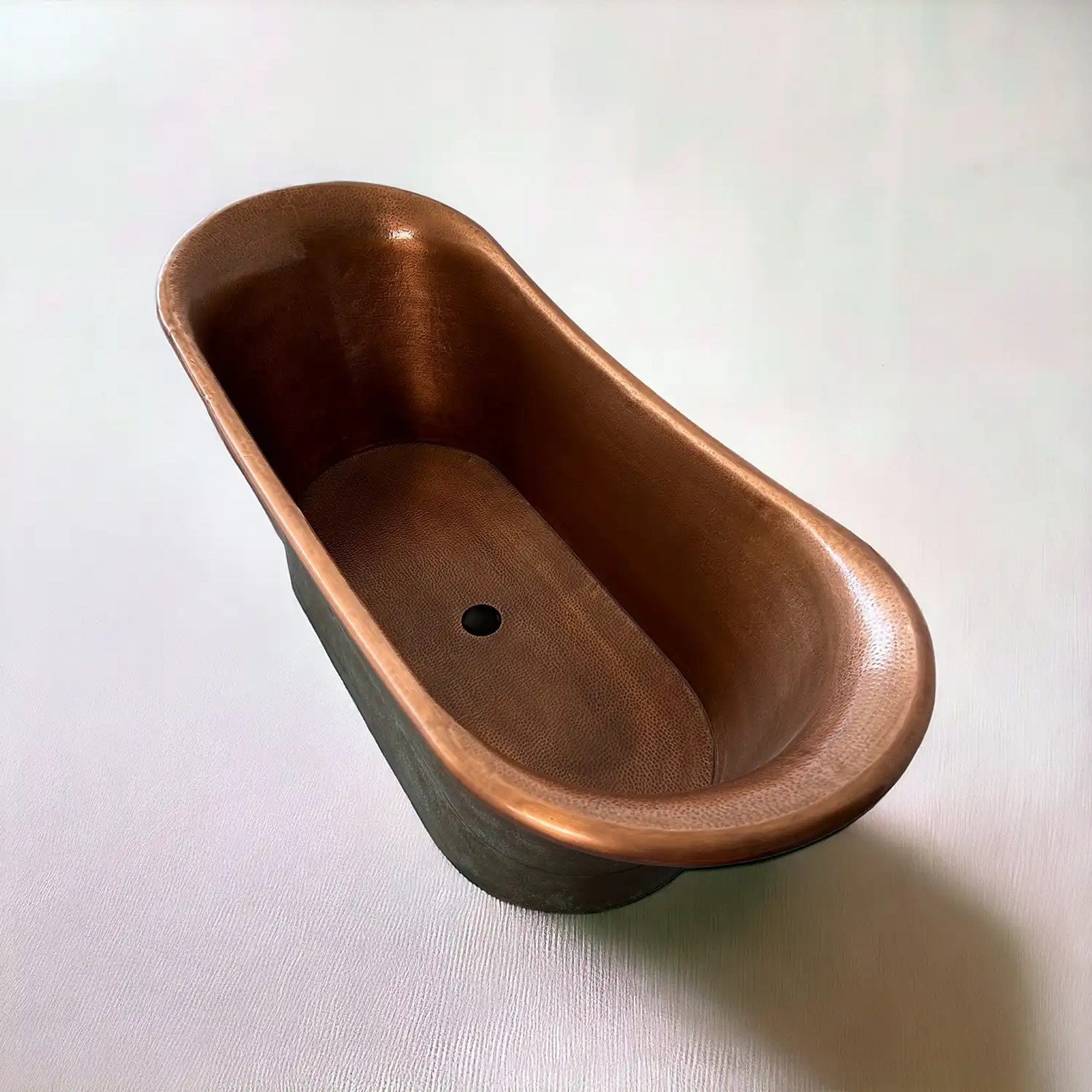 Antique “Hammered Vert de Gris” – Copper Bath gallery detail image