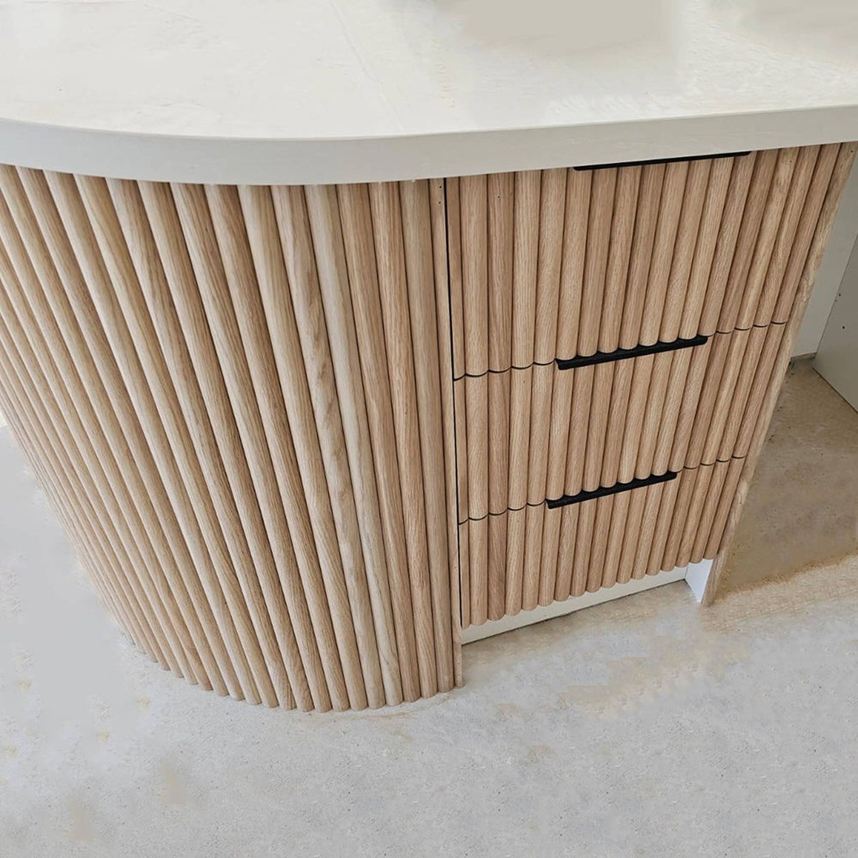 WOODFLEX Flexible Wooden Slat Wall Panel - Oak Veneer - 3000mm x 600mm - Half Round gallery detail image