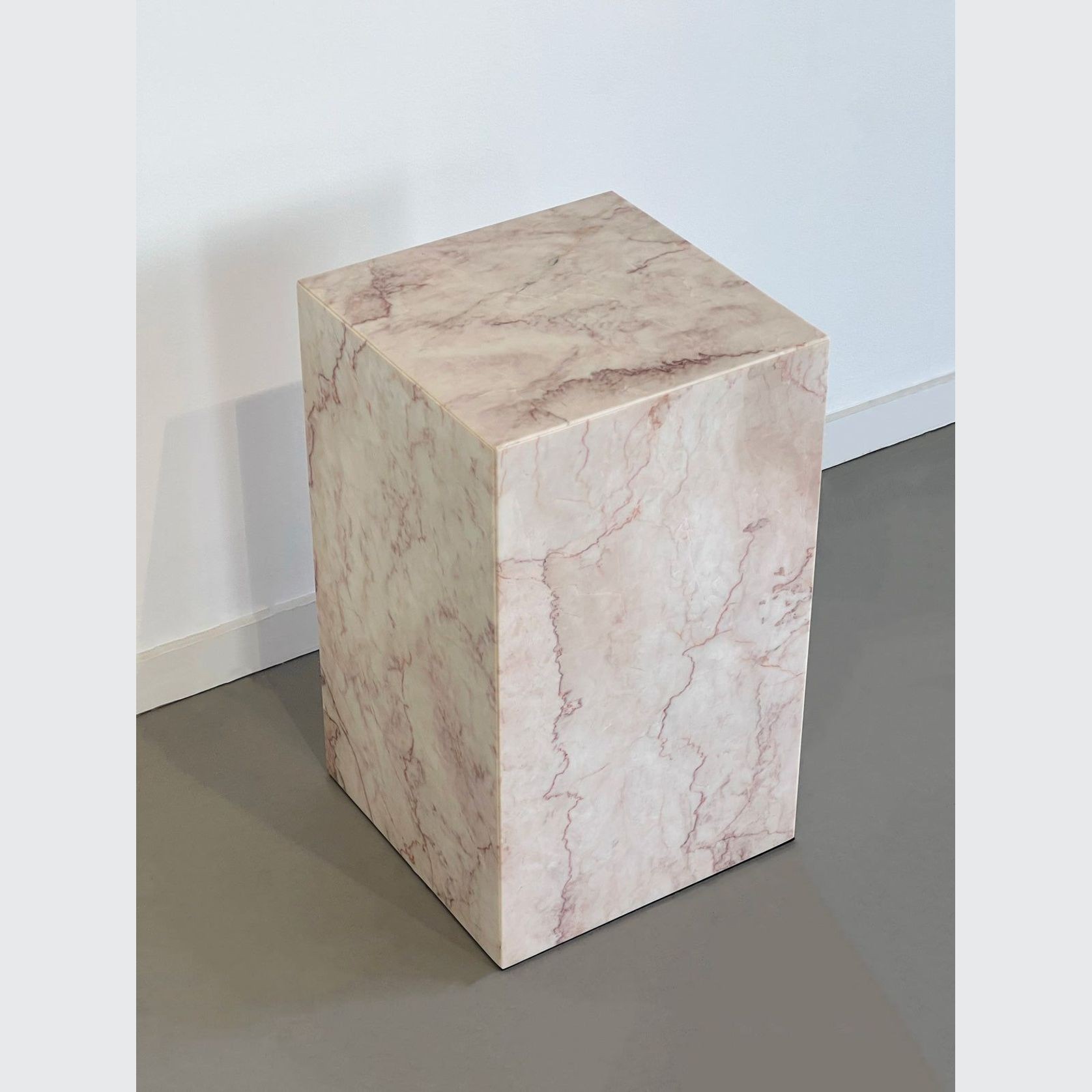 Crema Rosa Plinth | Small gallery detail image