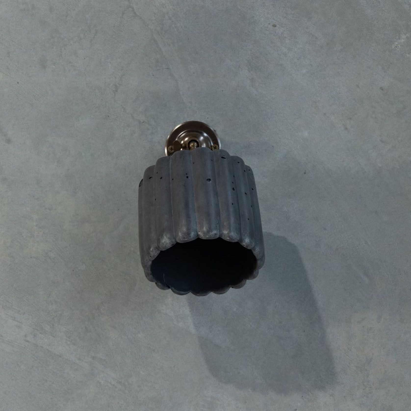 Small Fluted Wall Light with Knuckle gallery detail image