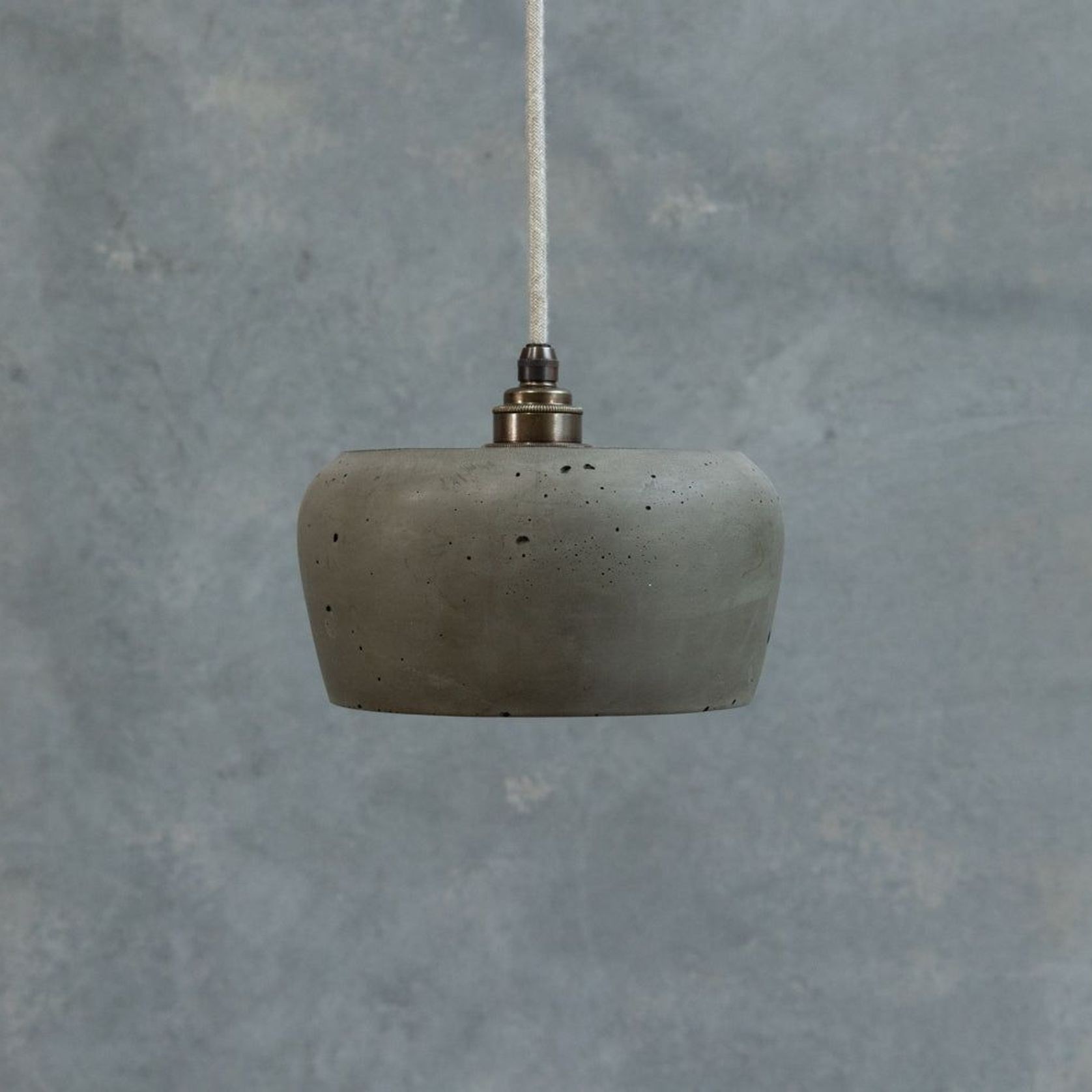 Wirru Pendant gallery detail image