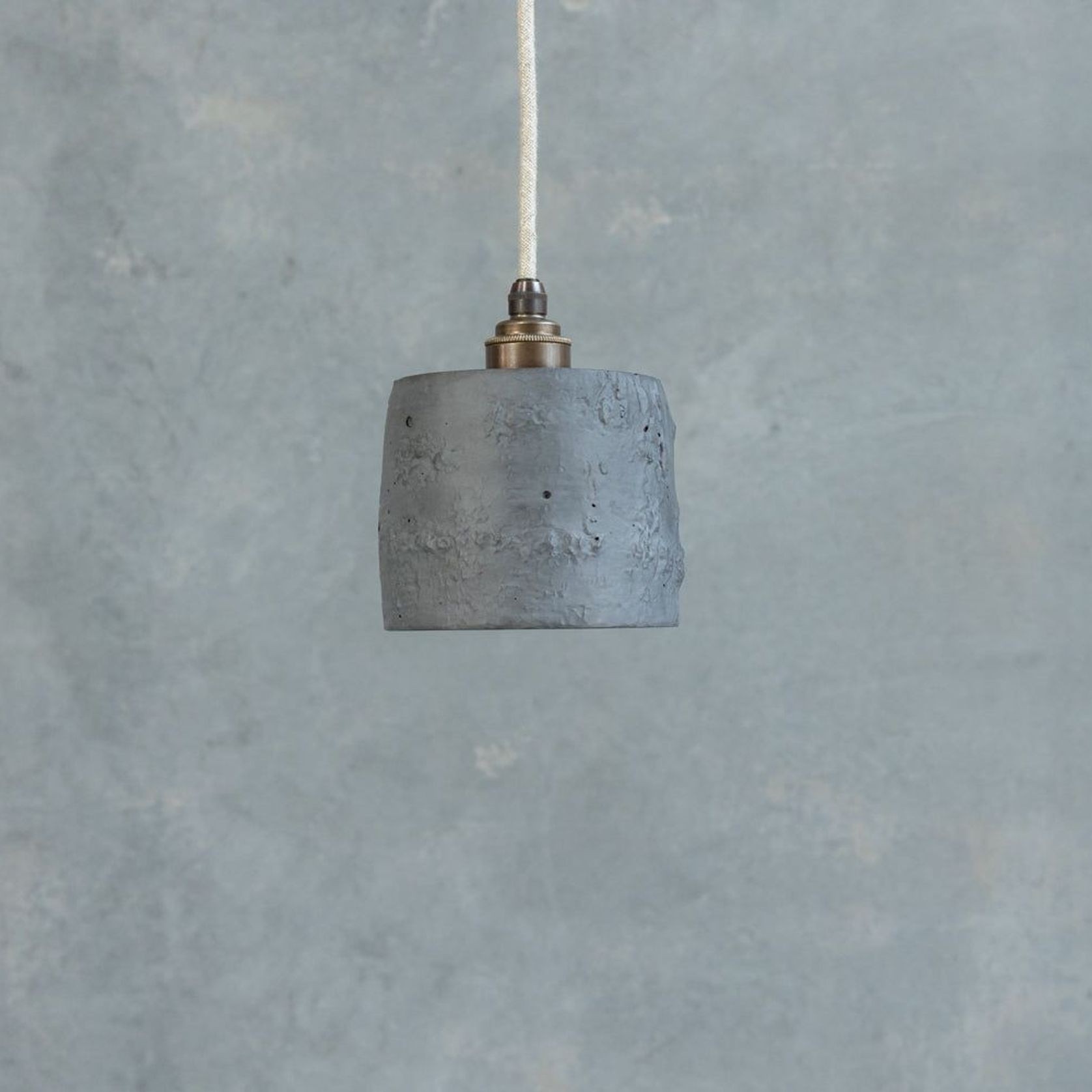 Small Myrtle Pendant gallery detail image
