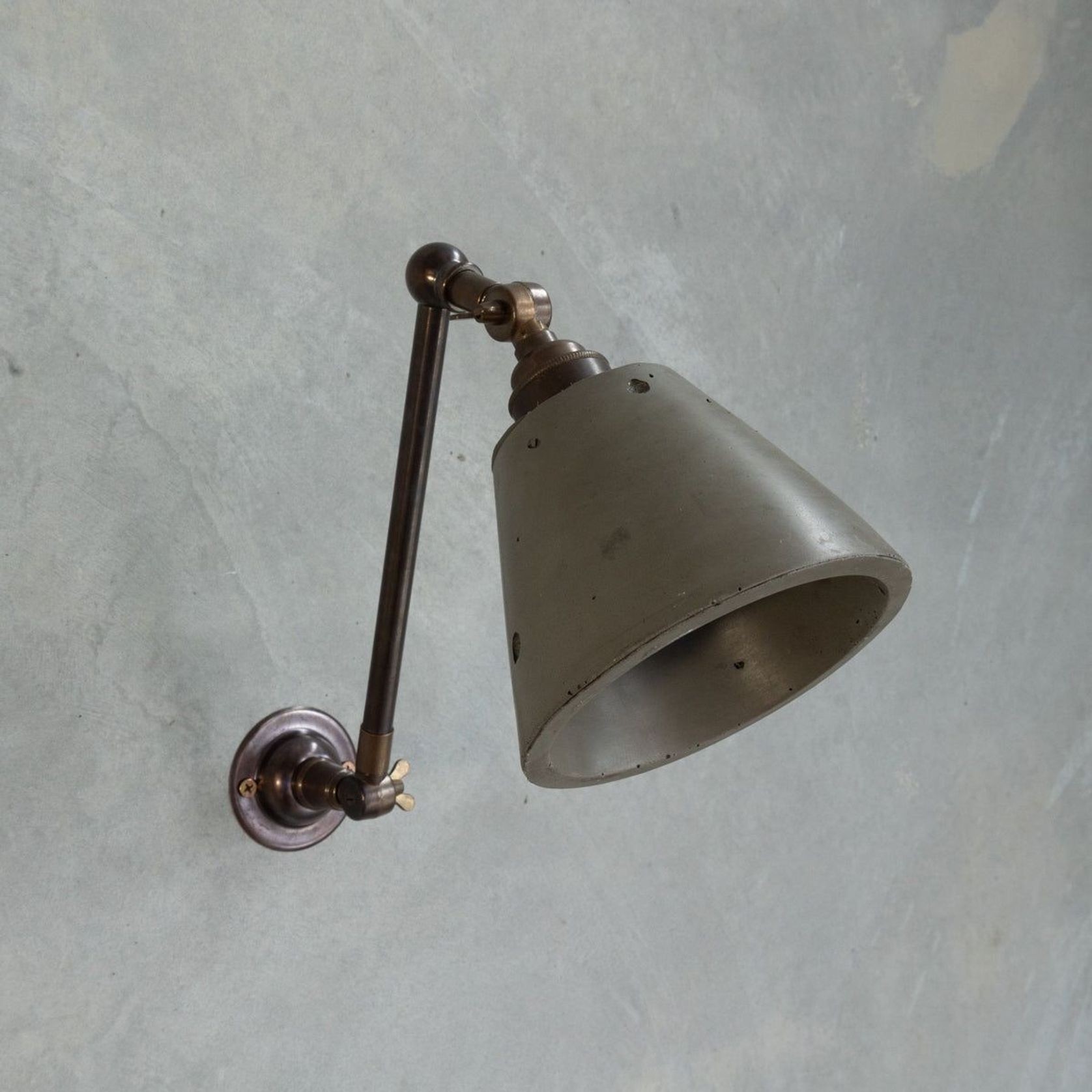 Mod Wall Light with Arm gallery detail image