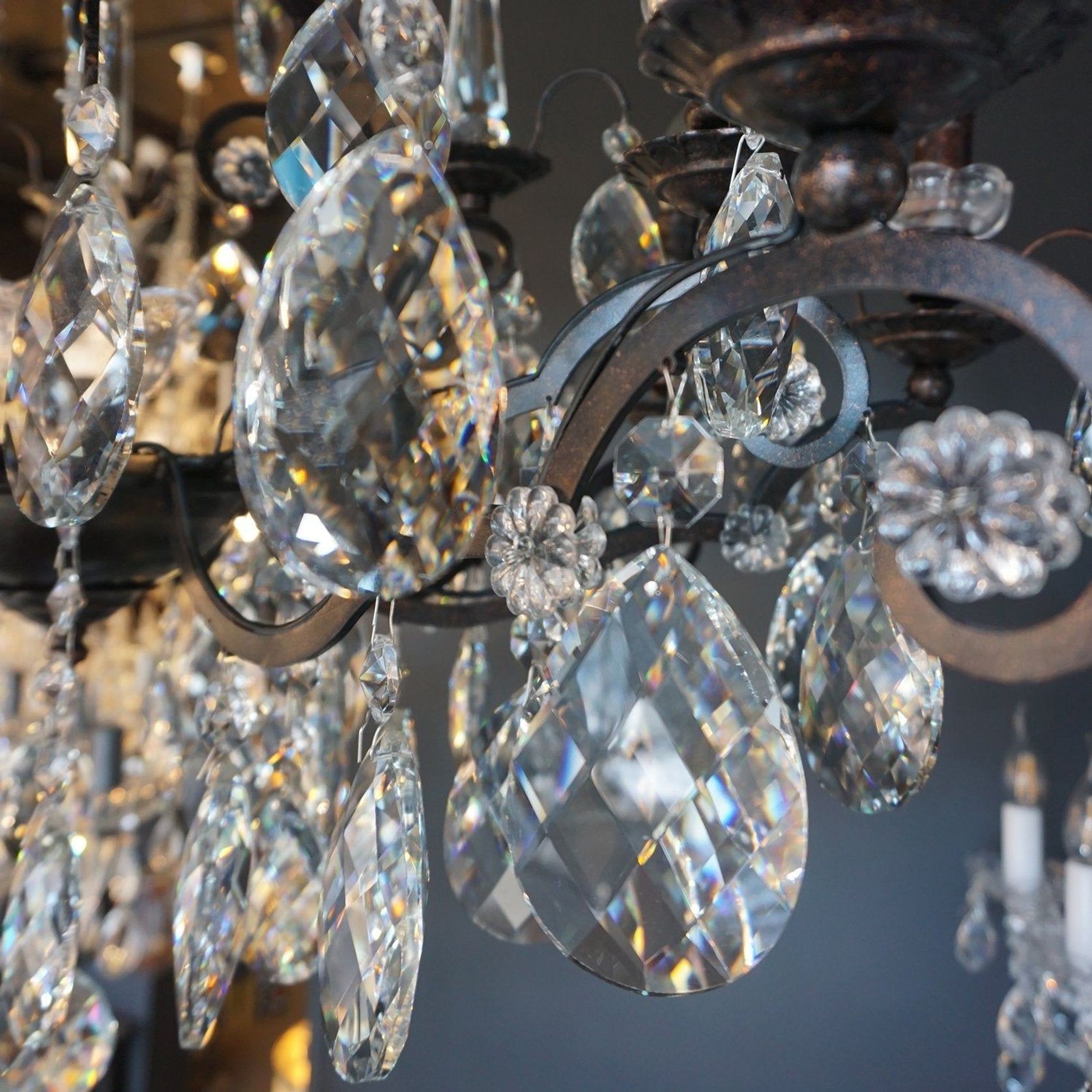 Albertine 12 Light gallery detail image