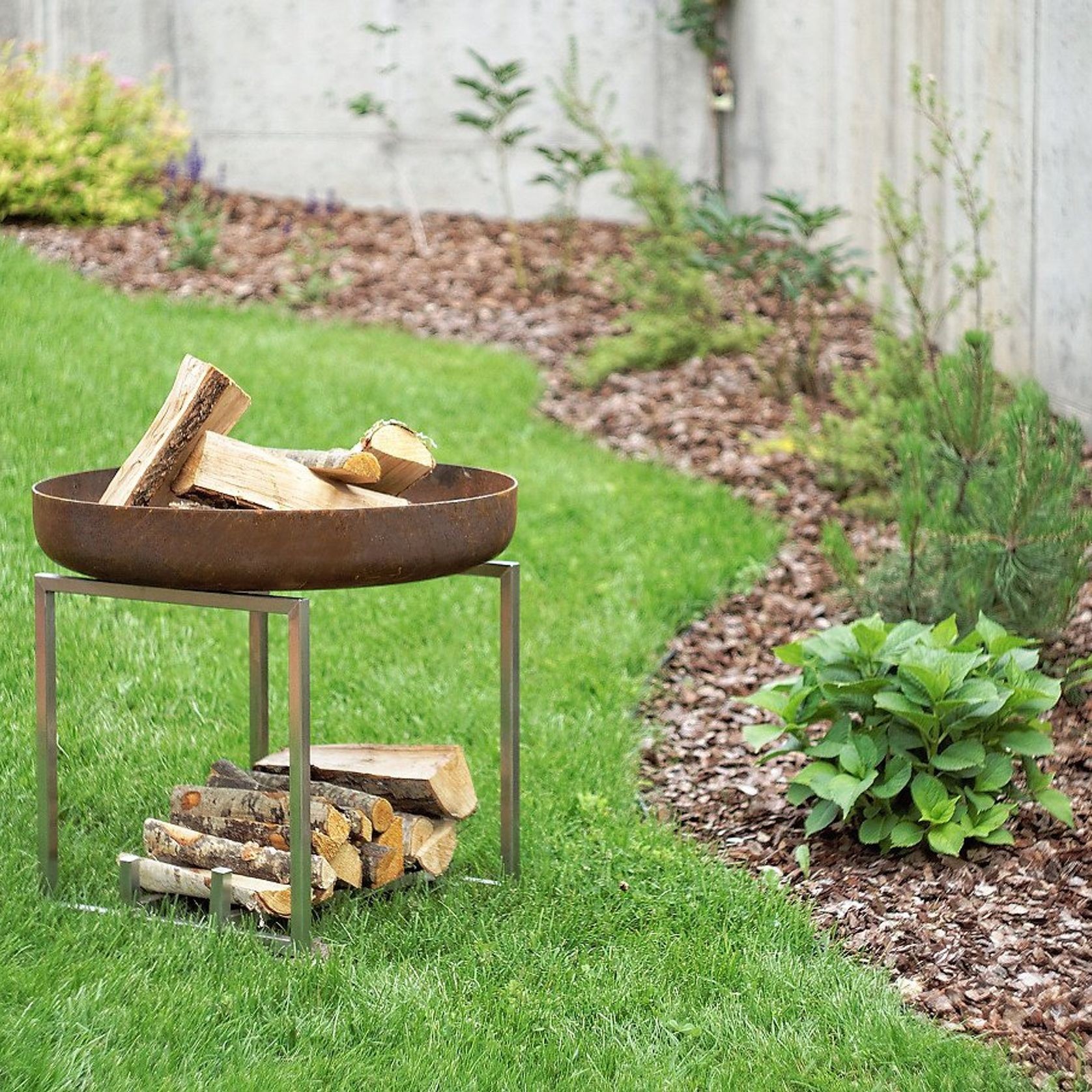 ALFRED RIESS Hekla Steel Fire Pit - Medium gallery detail image