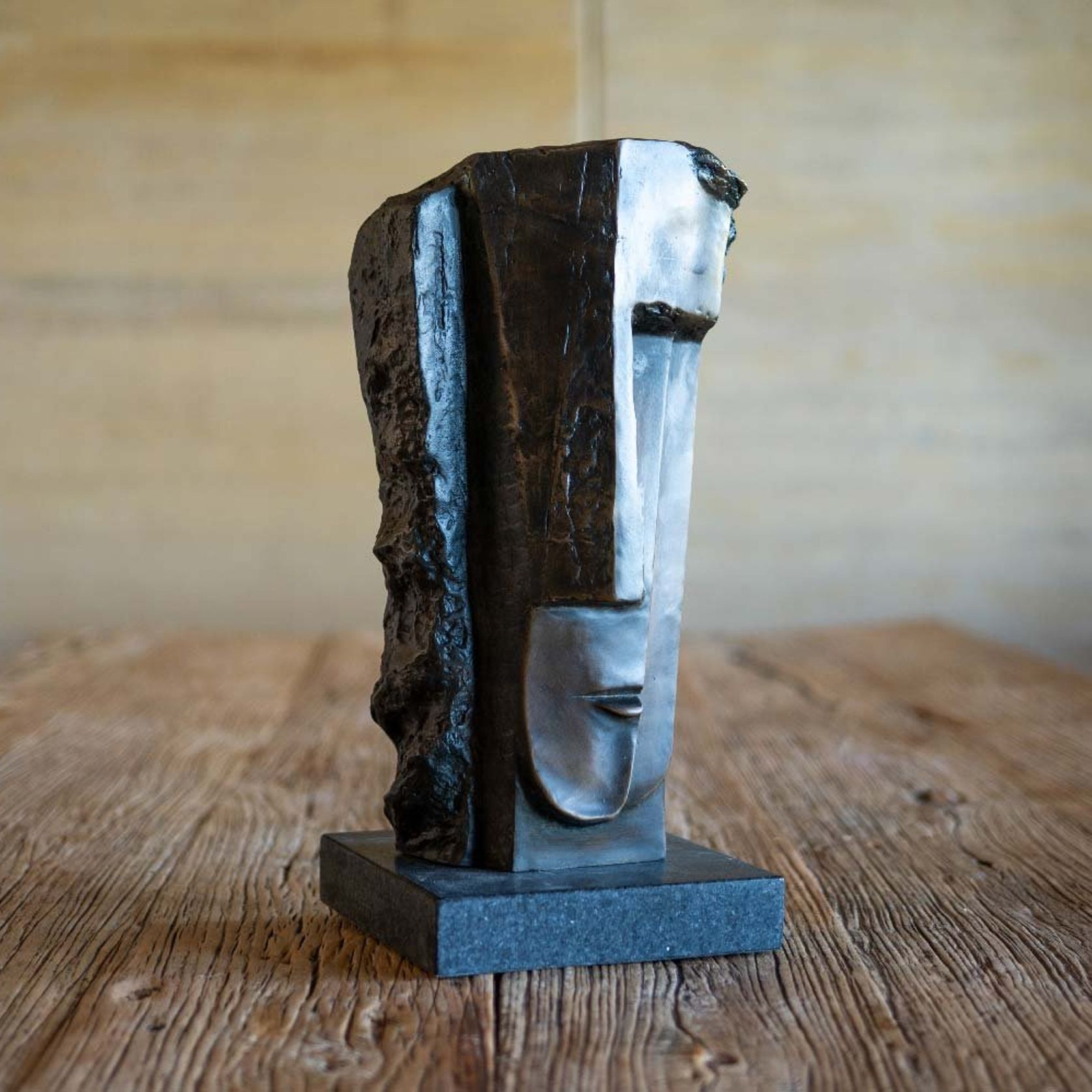 Cubis Head by Bespoke Sculpture gallery detail image