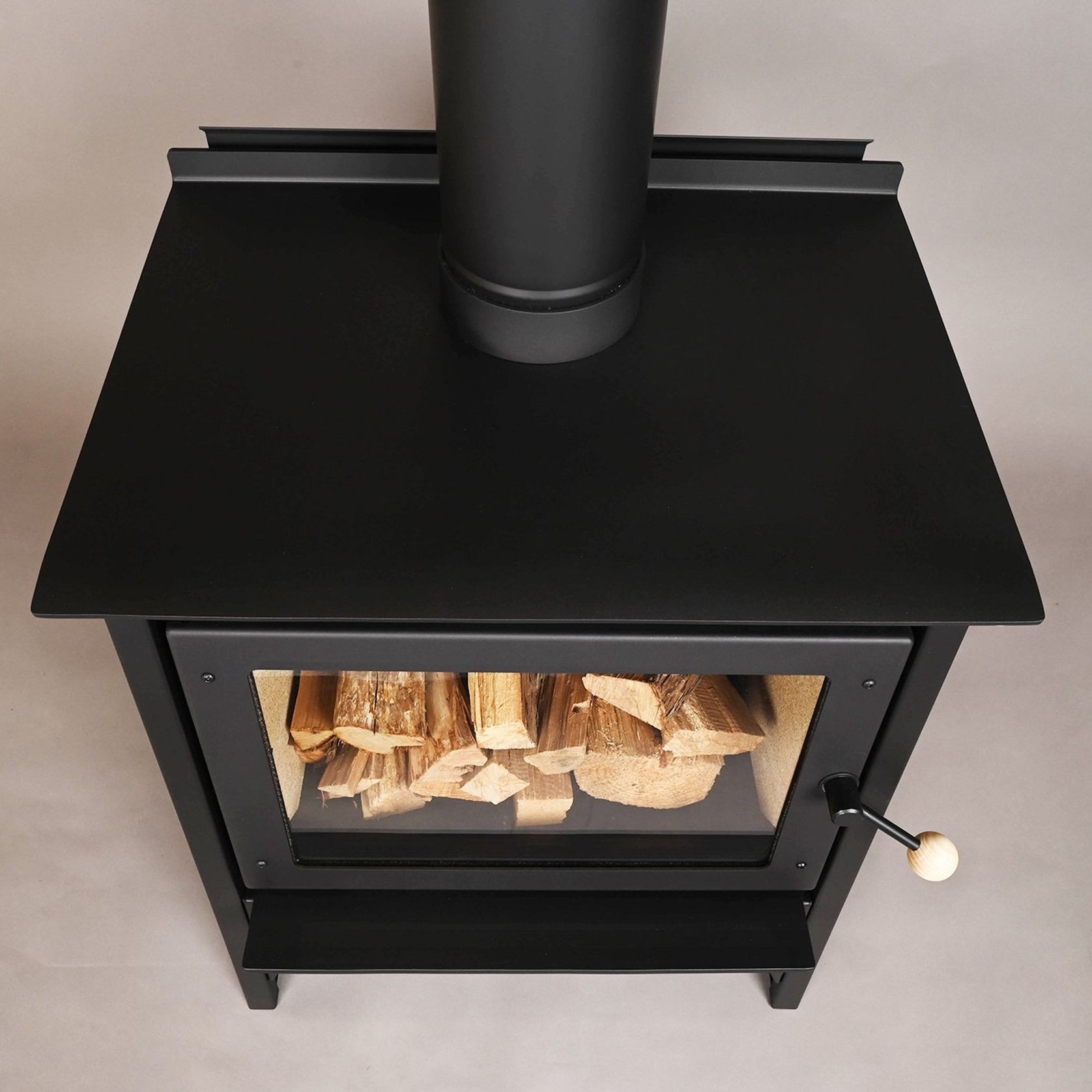 Warmington | Tasman Freestanding Woodburner with Flue gallery detail image