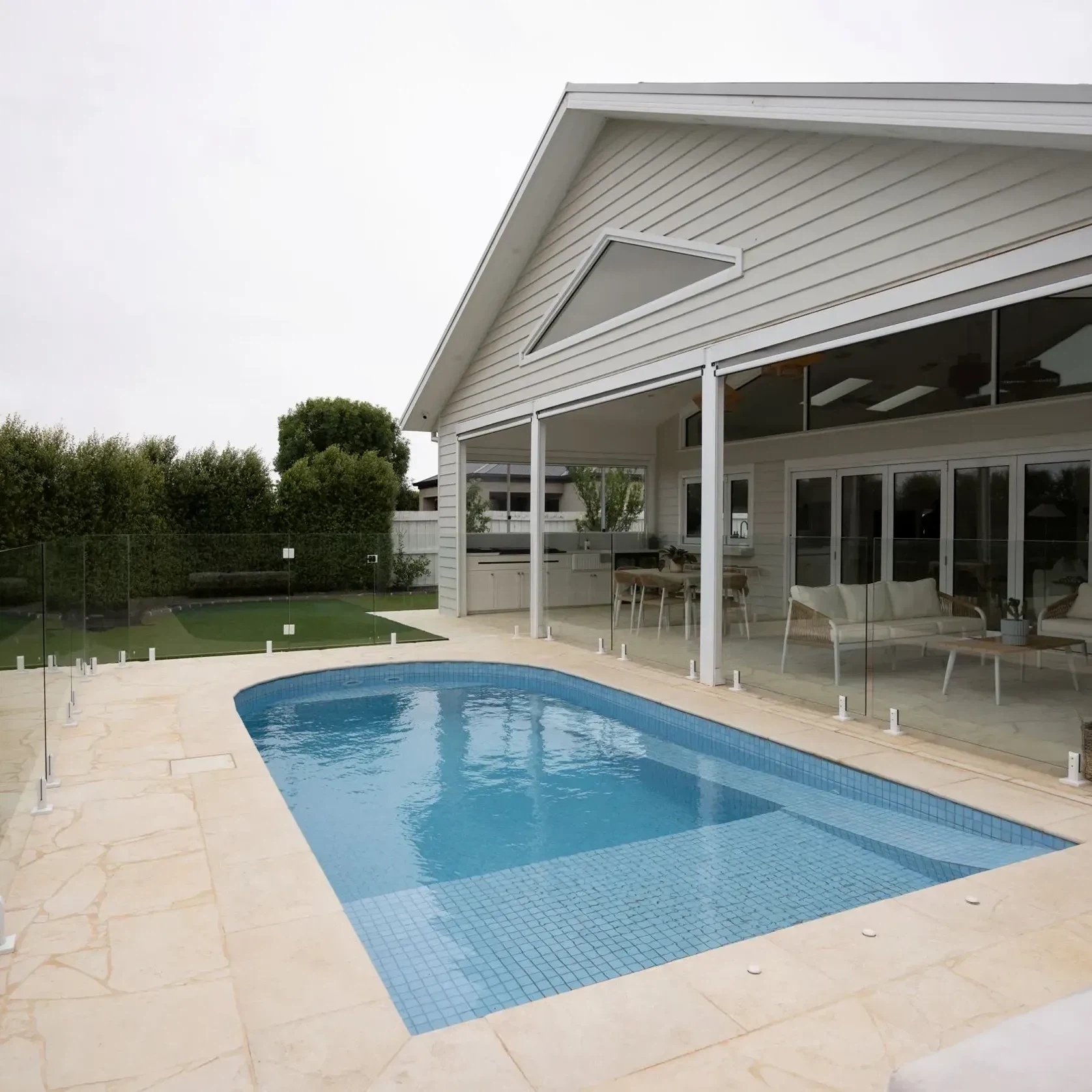 Crema Novelda Sandblasted Limestone Pool Coping gallery detail image