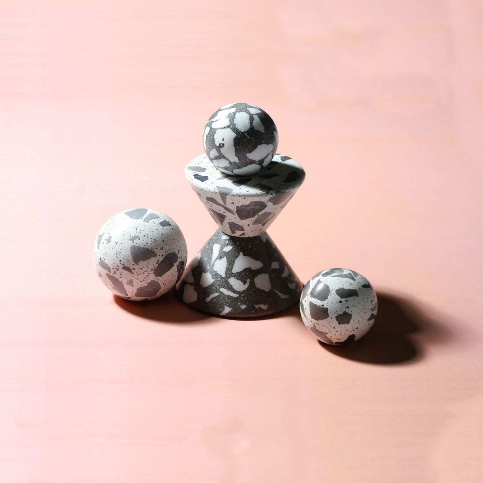 Demenico Rocks Collection - Knobs/ Hooks gallery detail image