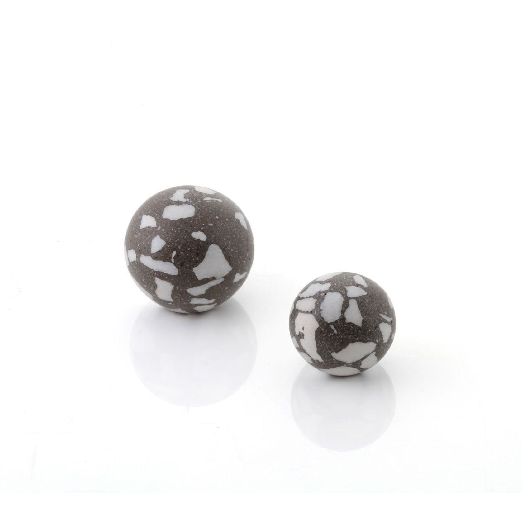 Demenico Rocks Collection - Knobs/ Hooks gallery detail image