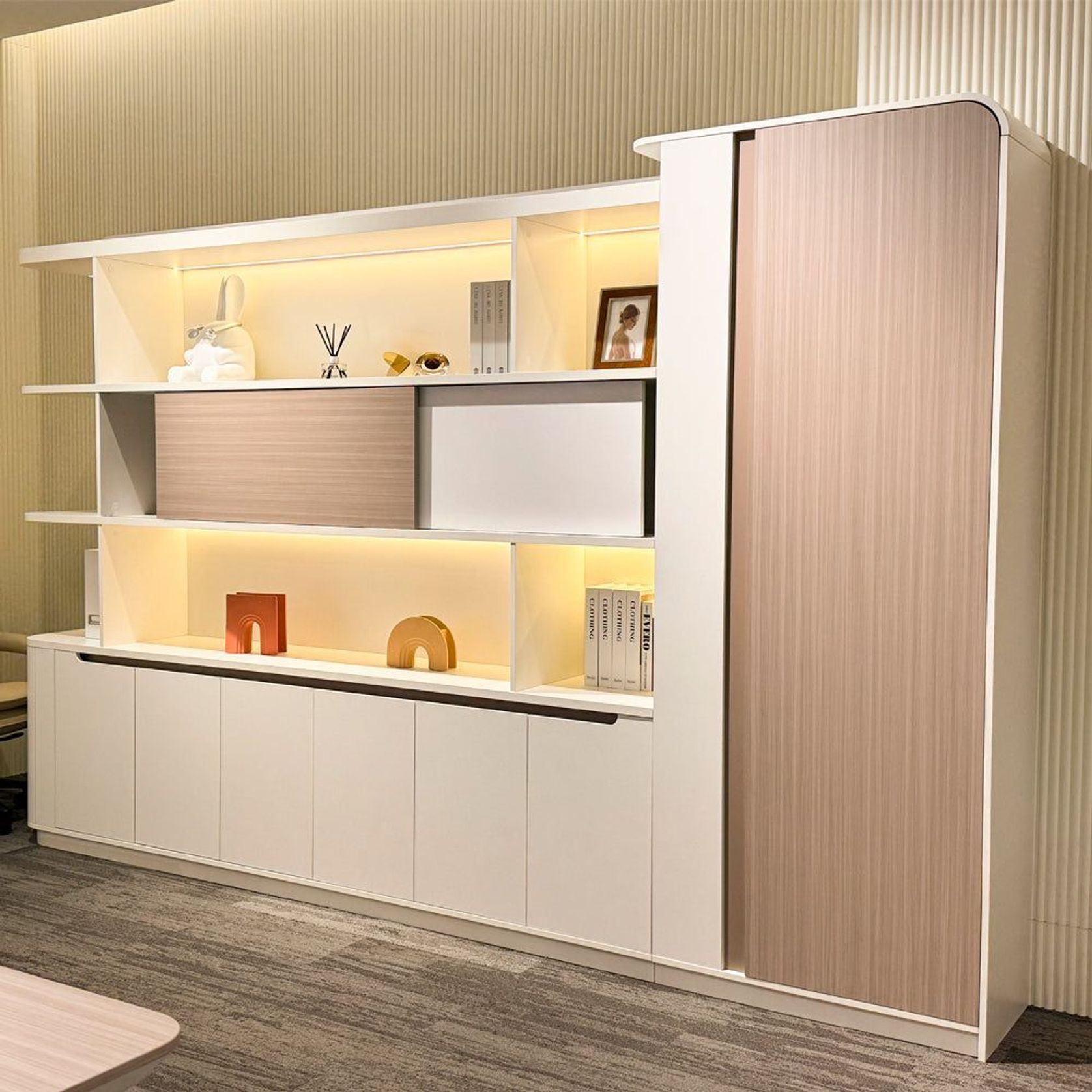 LUSH Display Unit 261.5cm - Grey gallery detail image
