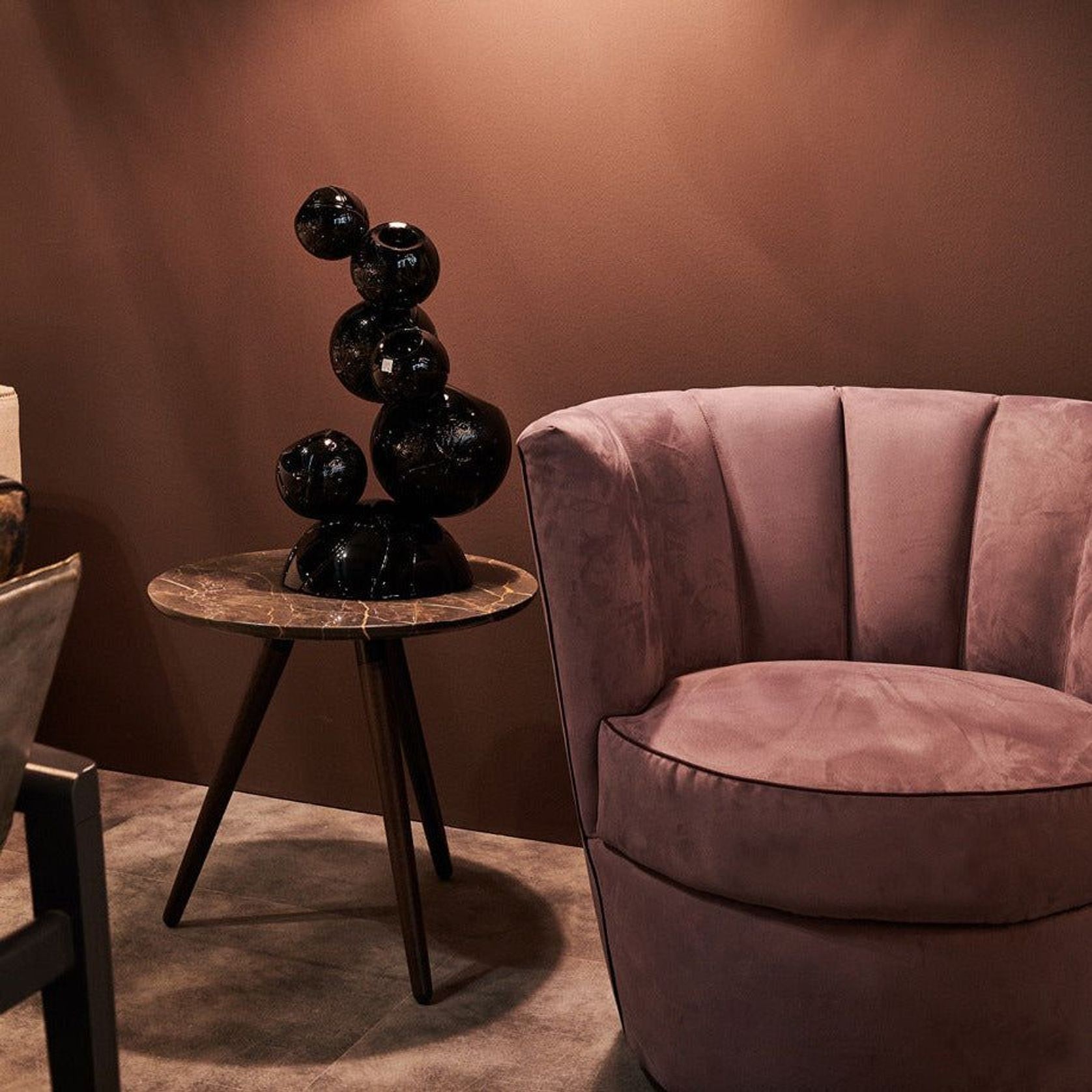 Diva XL Armchair gallery detail image