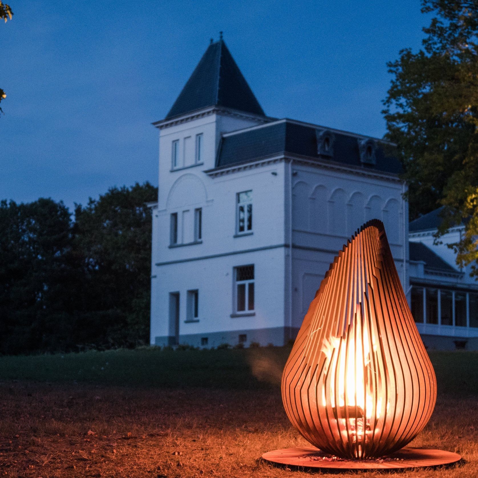 Dewdrop Outdoor Fire Sculpture gallery detail image