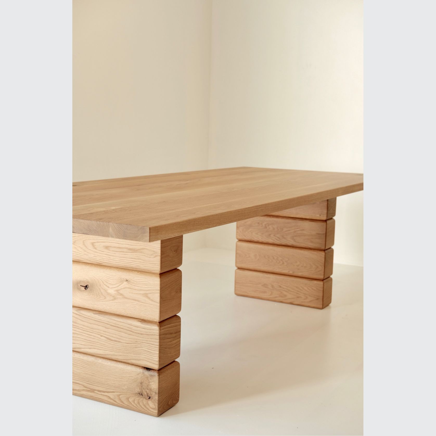 Cloud Table gallery detail image