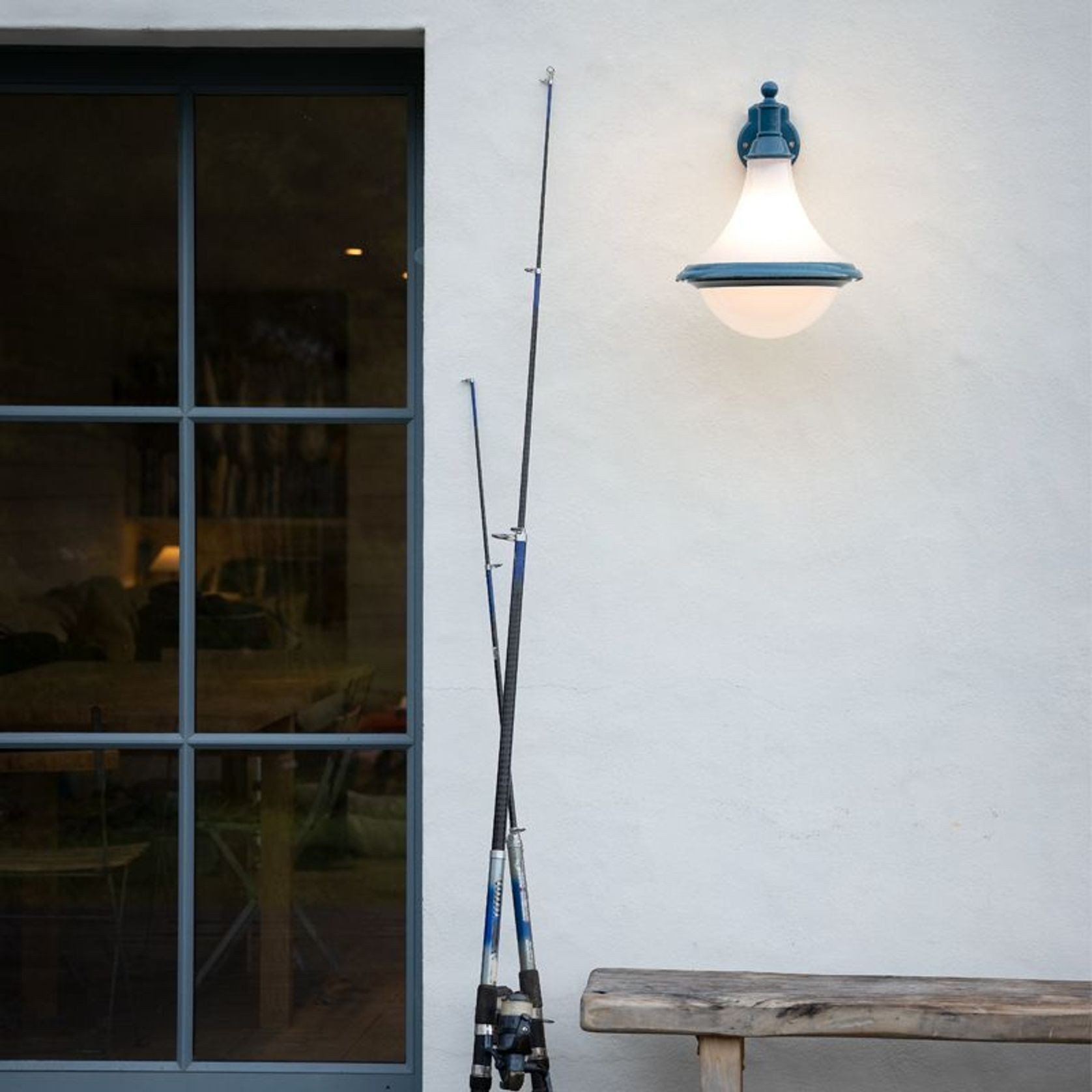 Dallas Model 4 Outdoor Wall Light gallery detail image