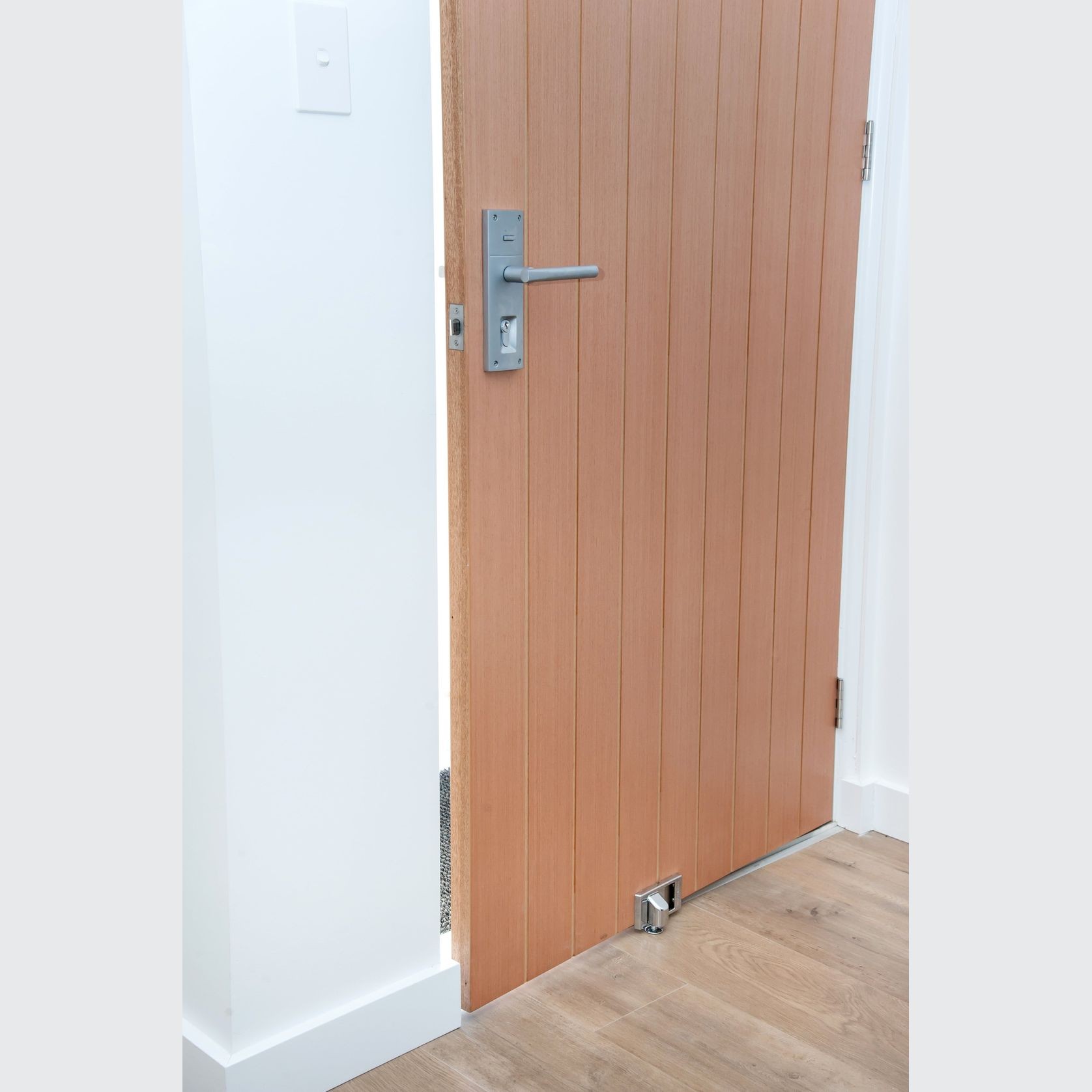 Fantom Defender - Security + Doorstop gallery detail image