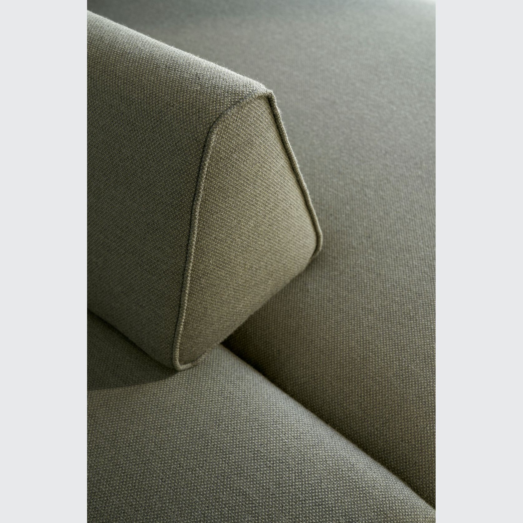 Define Sofa gallery detail image