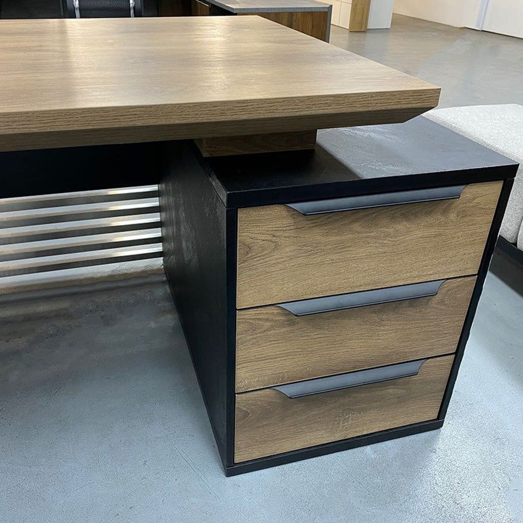 PHOENIX Executive Desk with Left Return 2.2M - Warm Oak & Black gallery detail image