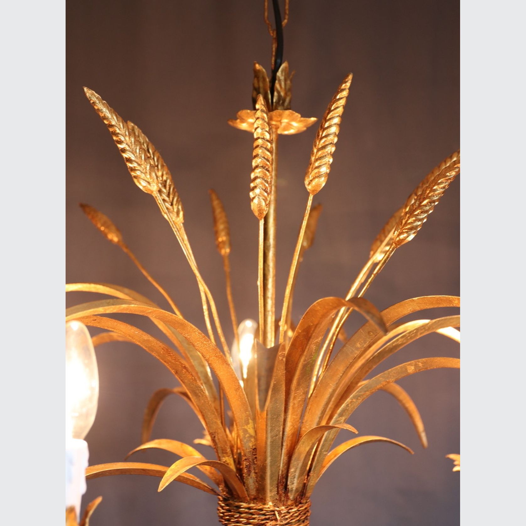 Iconic Hollywood Regency Wheat Sheaf Chandelier gallery detail image