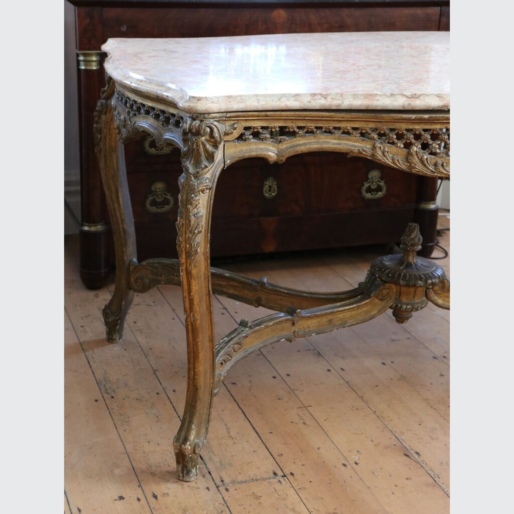 An Antique French Giltwood Serpentine Centre Table gallery detail image