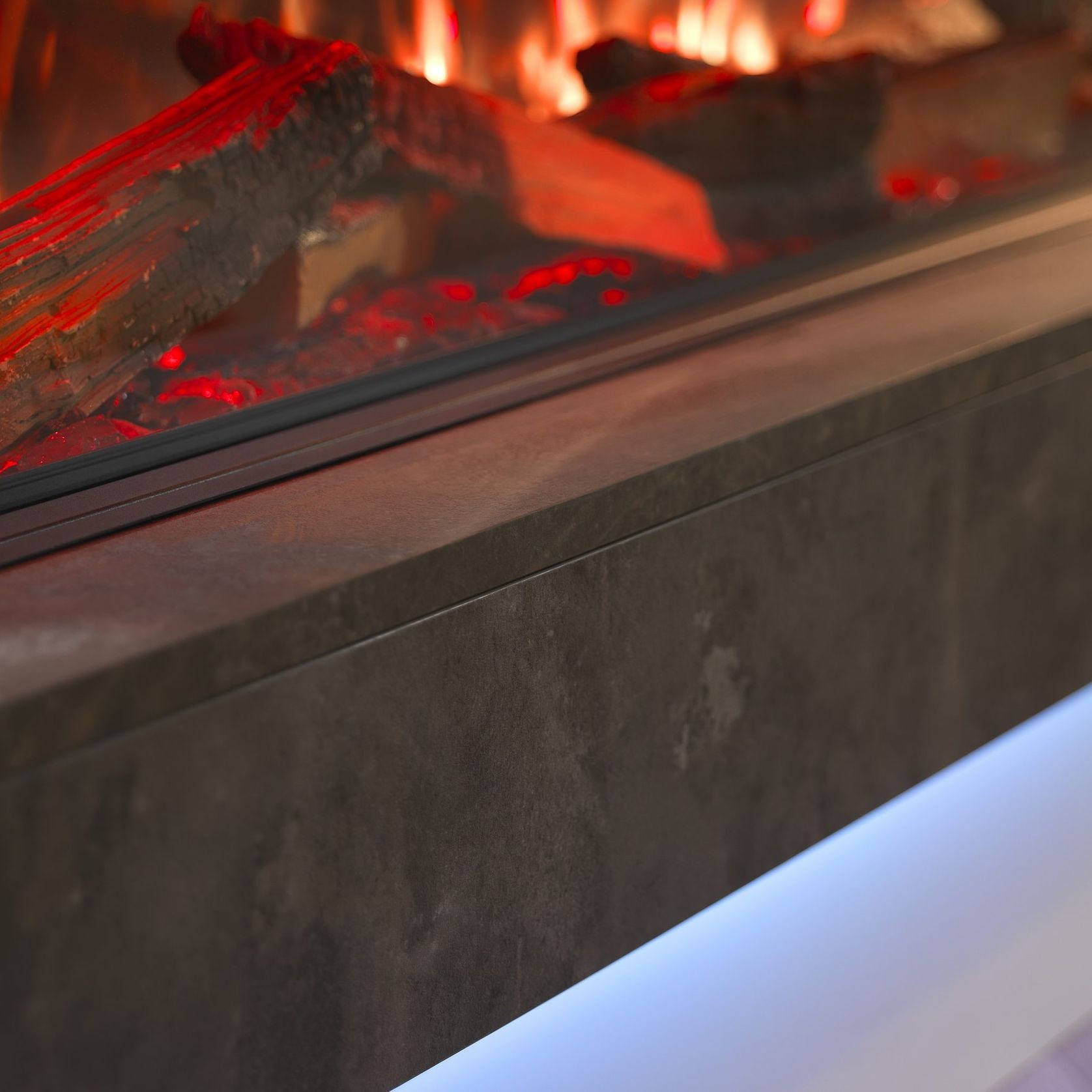 ES 1500 Electric Fireplace gallery detail image