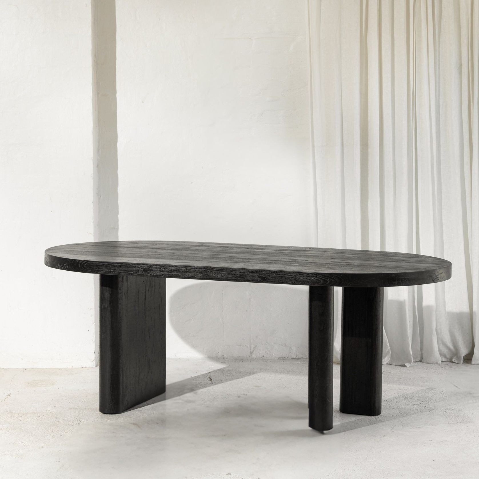 Edra Sculptural Dining Table - Black gallery detail image