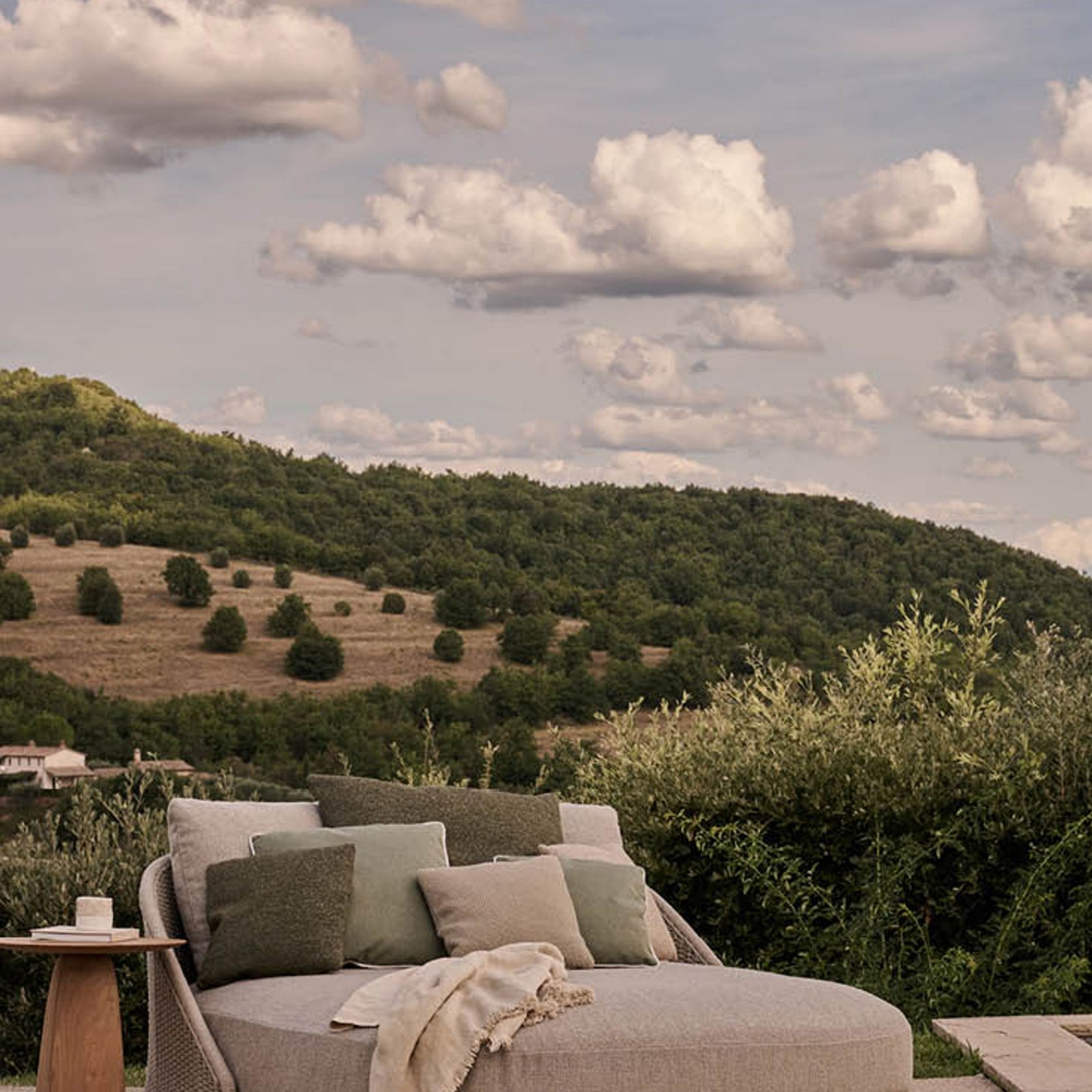 Elio Daybed gallery detail image