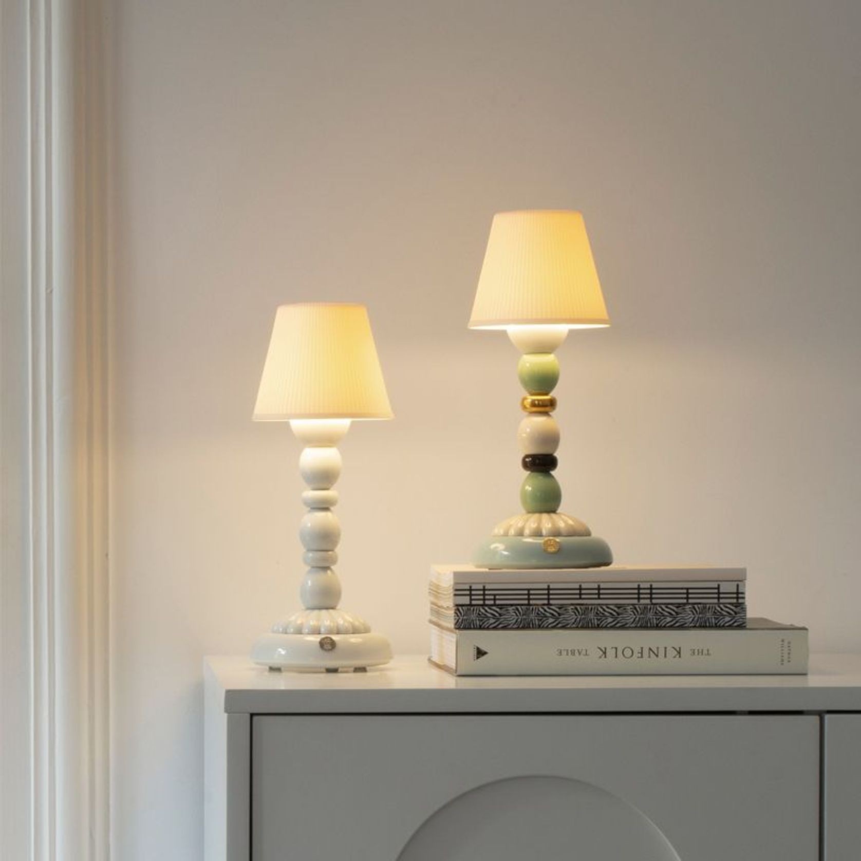 Firefly Palm Portable Lamp gallery detail image