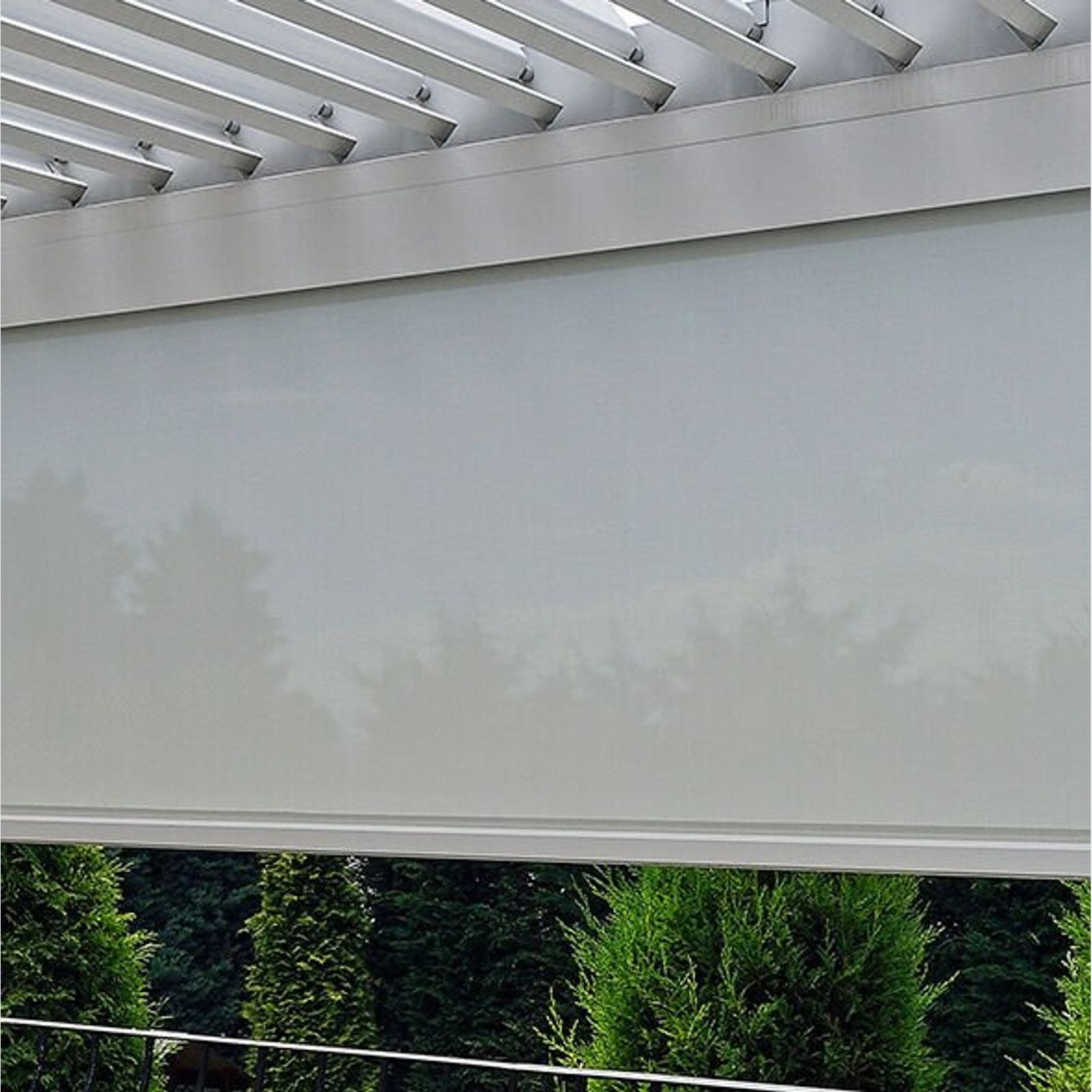Algarve Louvred Roof gallery detail image