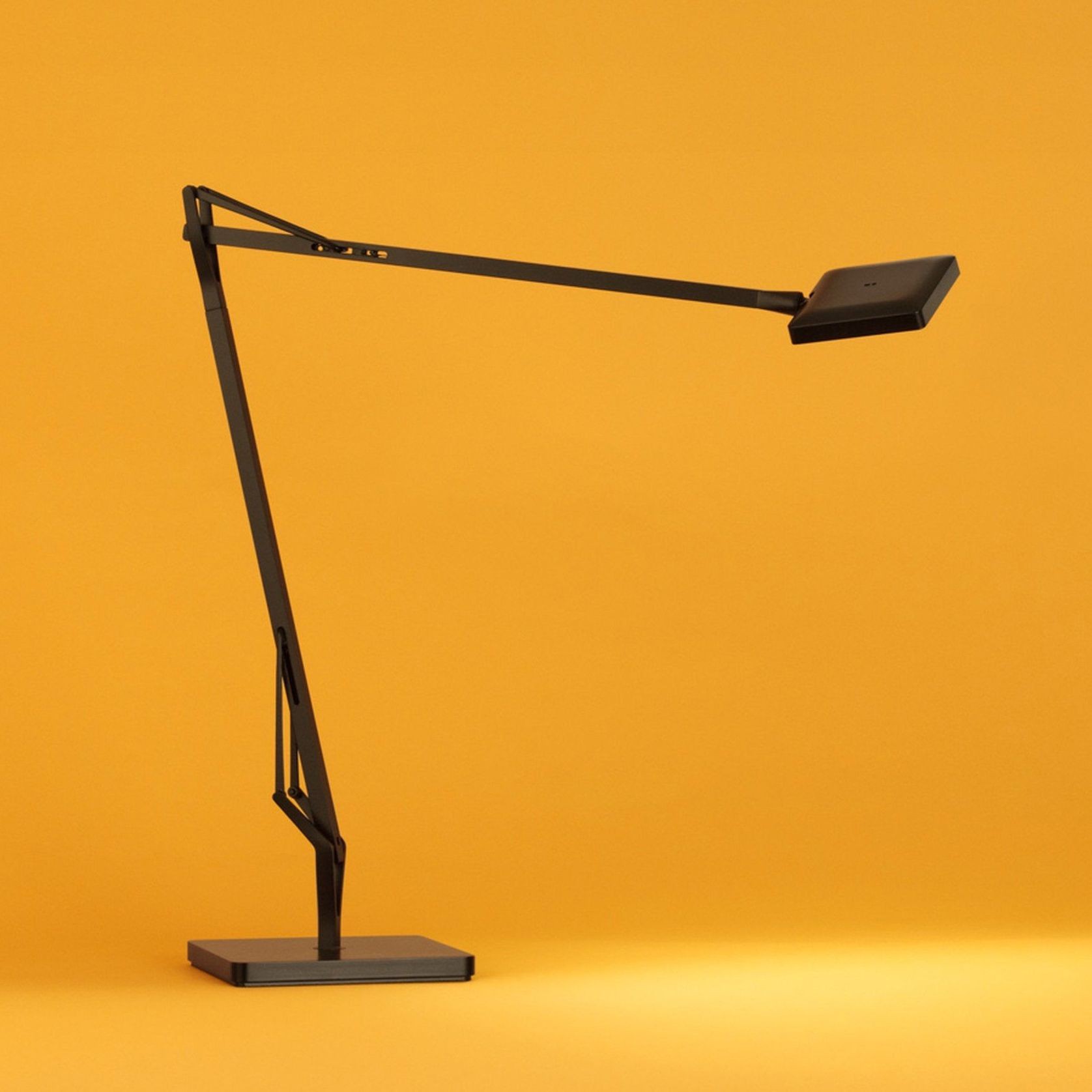 Kelvin LED Table Lamp gallery detail image