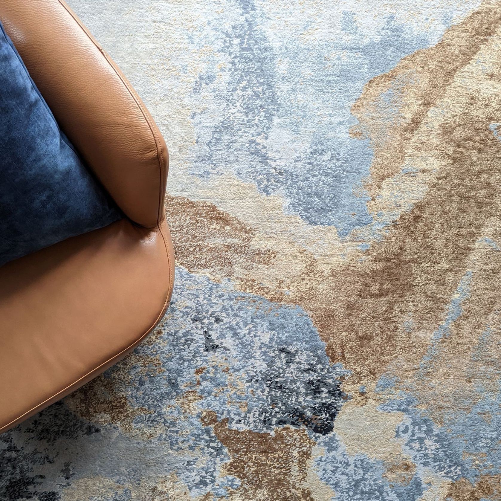 Flower Ash Warm Shadow gallery detail image