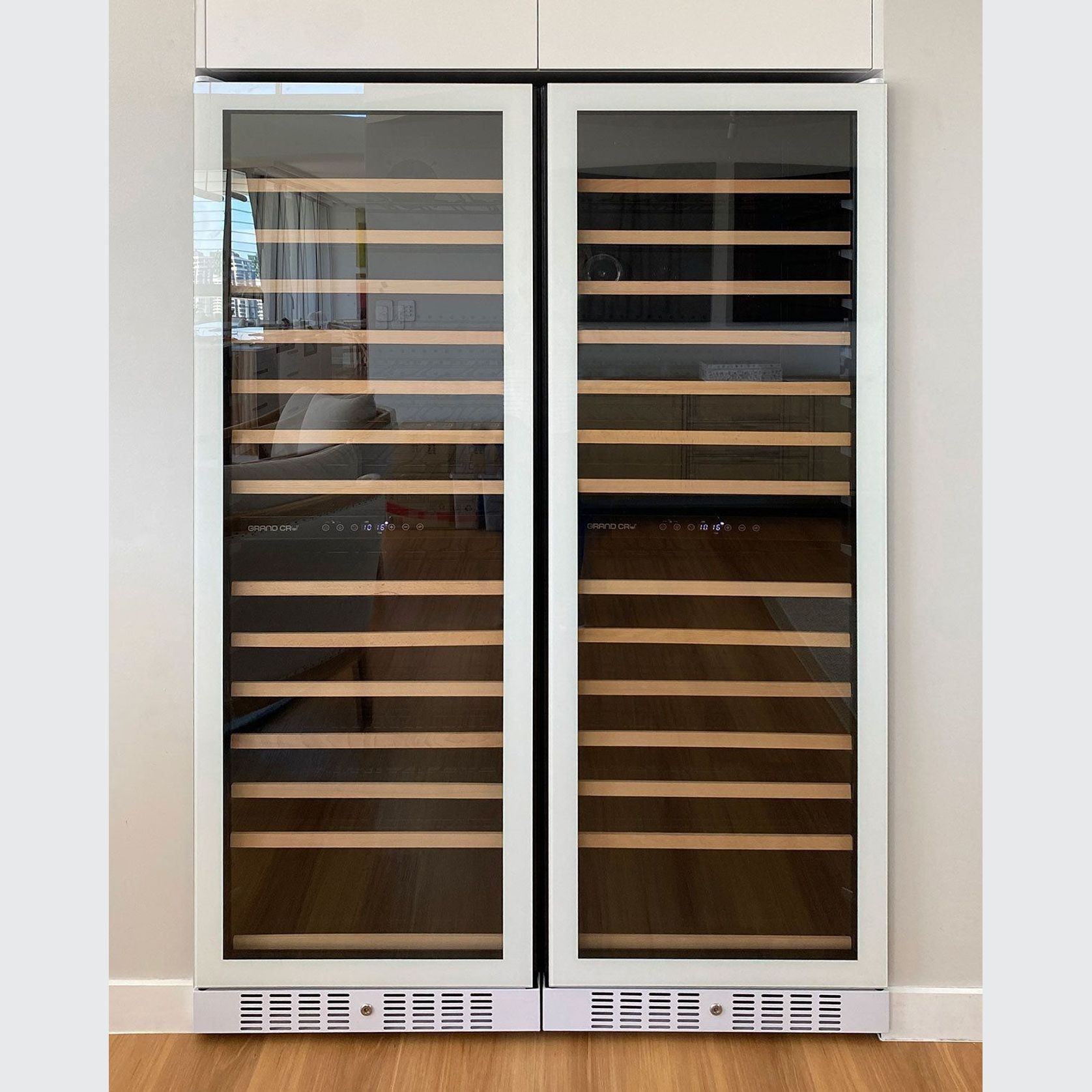Grand Cru White 166 Bottle Dual Zone Wine Fridge gallery detail image