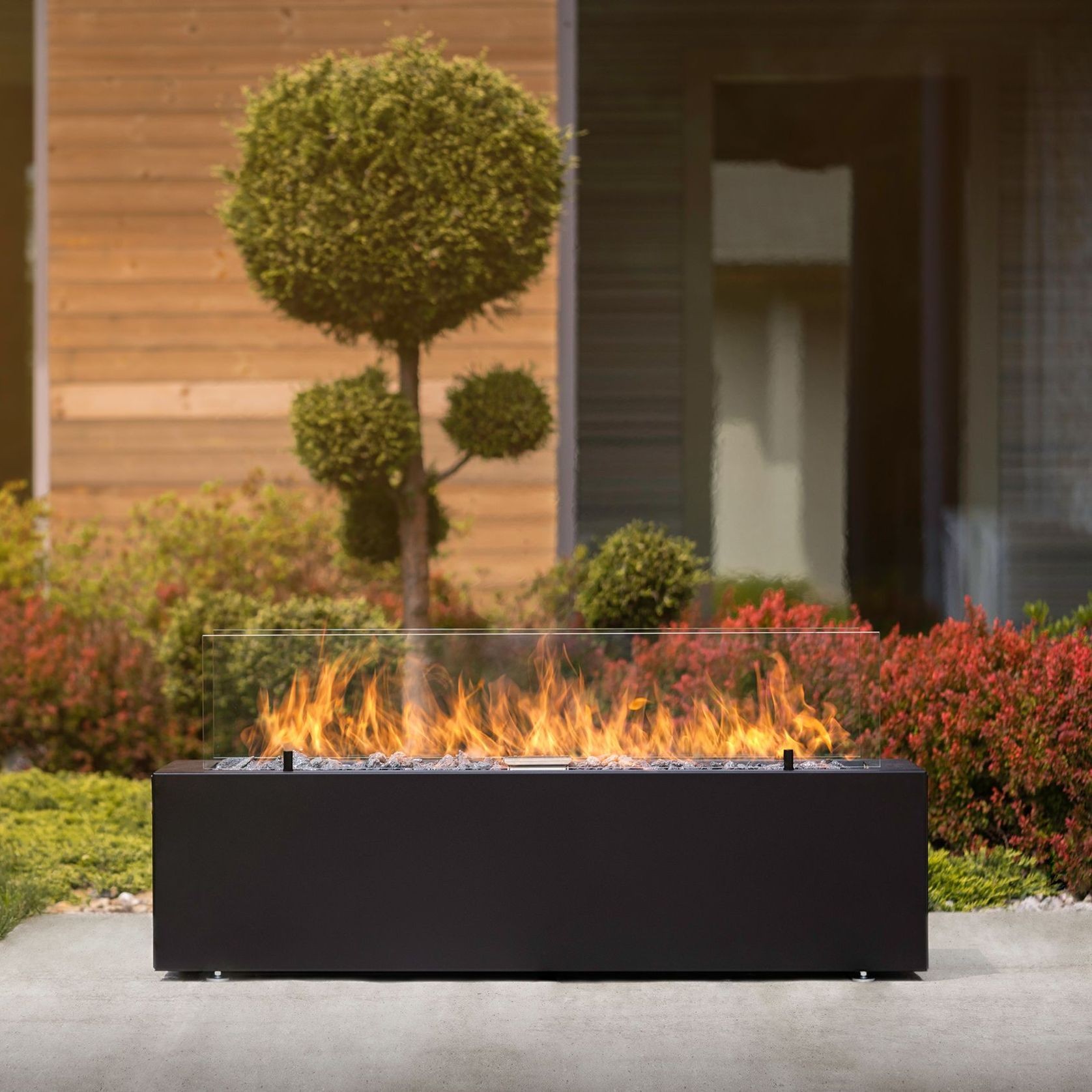 Planika Galio Black Automatic Pit Fire gallery detail image