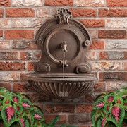 Oeil de Boeuf Wall Fountain with Lincoln Spout gallery detail image