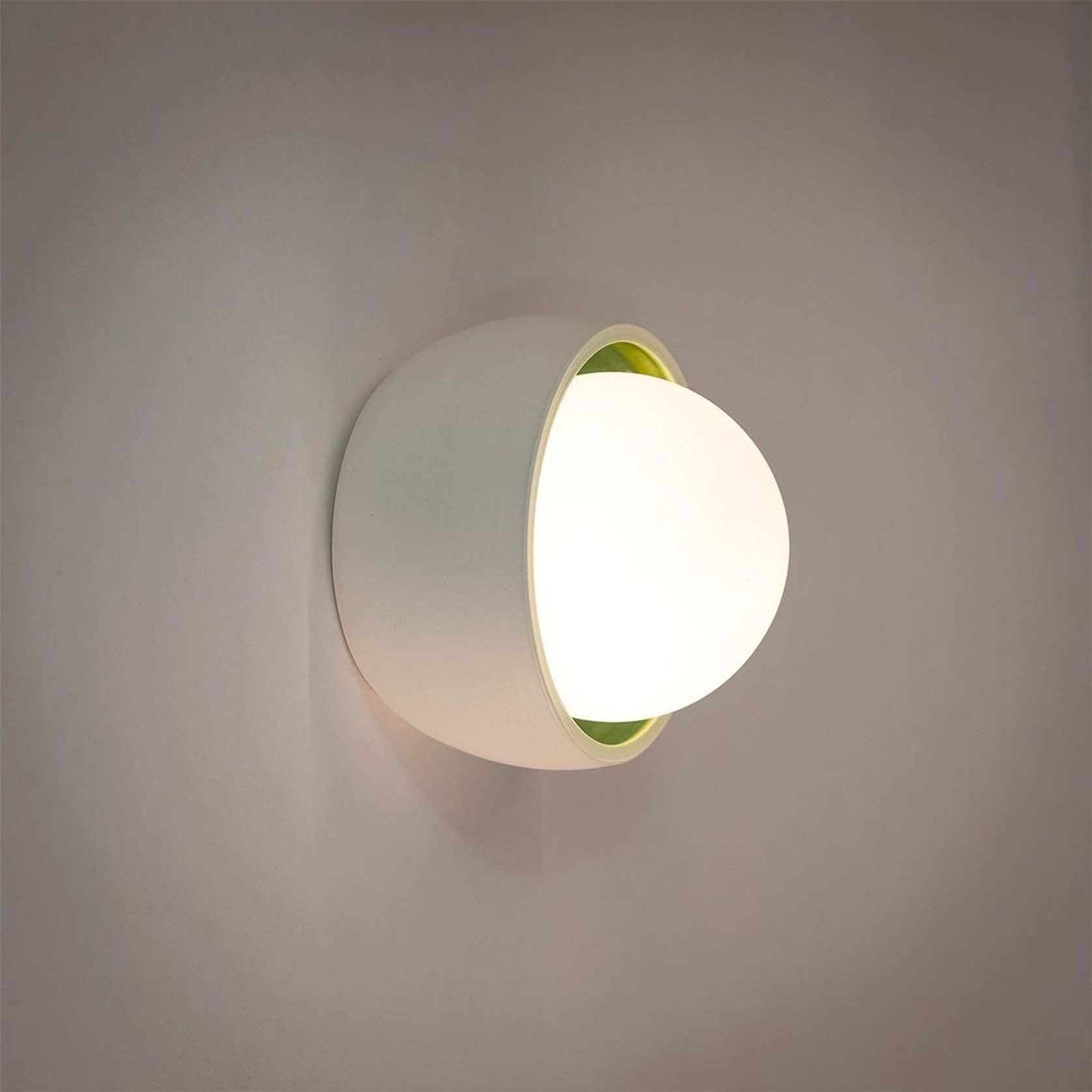 Gyro Porcelain Wall Light gallery detail image
