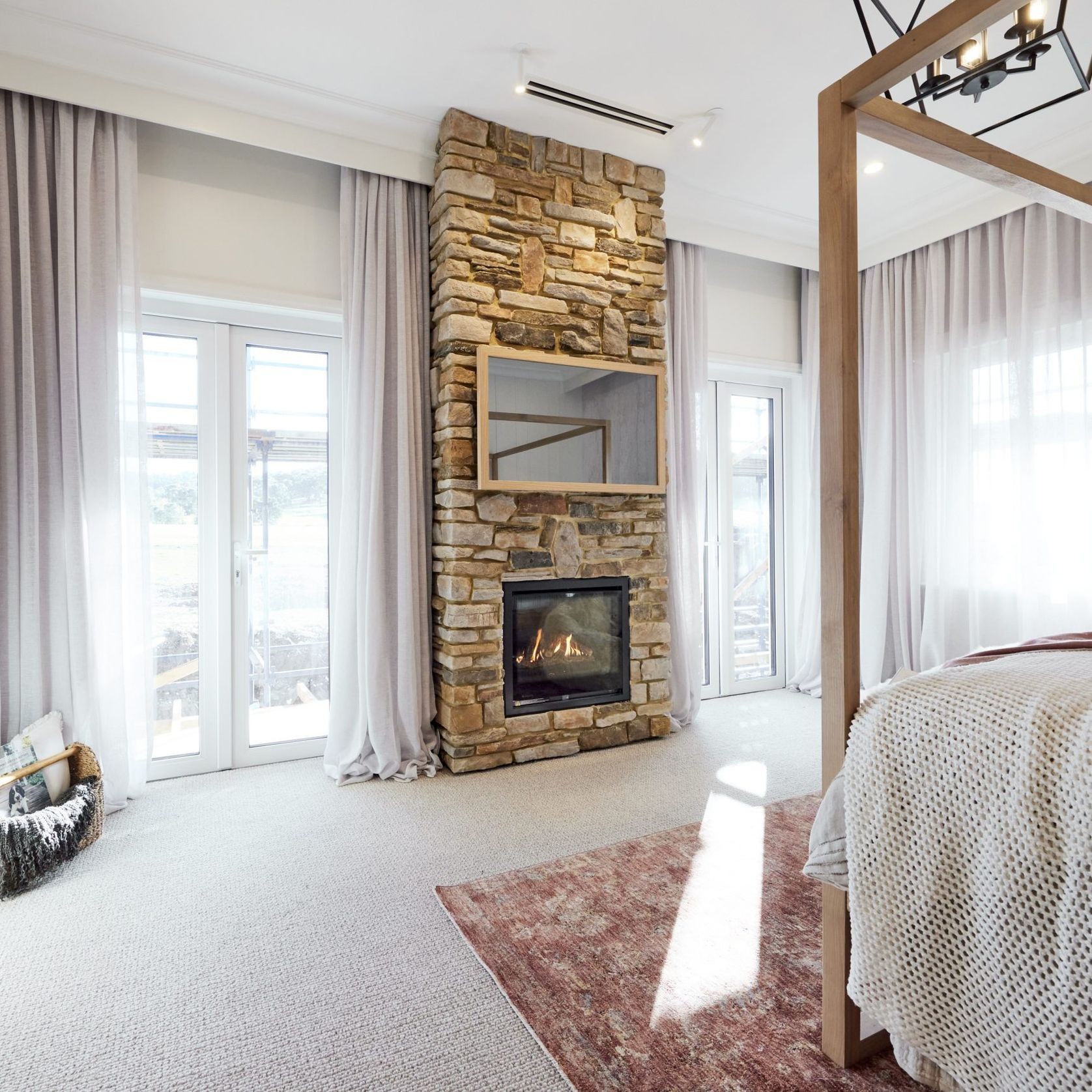 750 Gas Fireplace gallery detail image