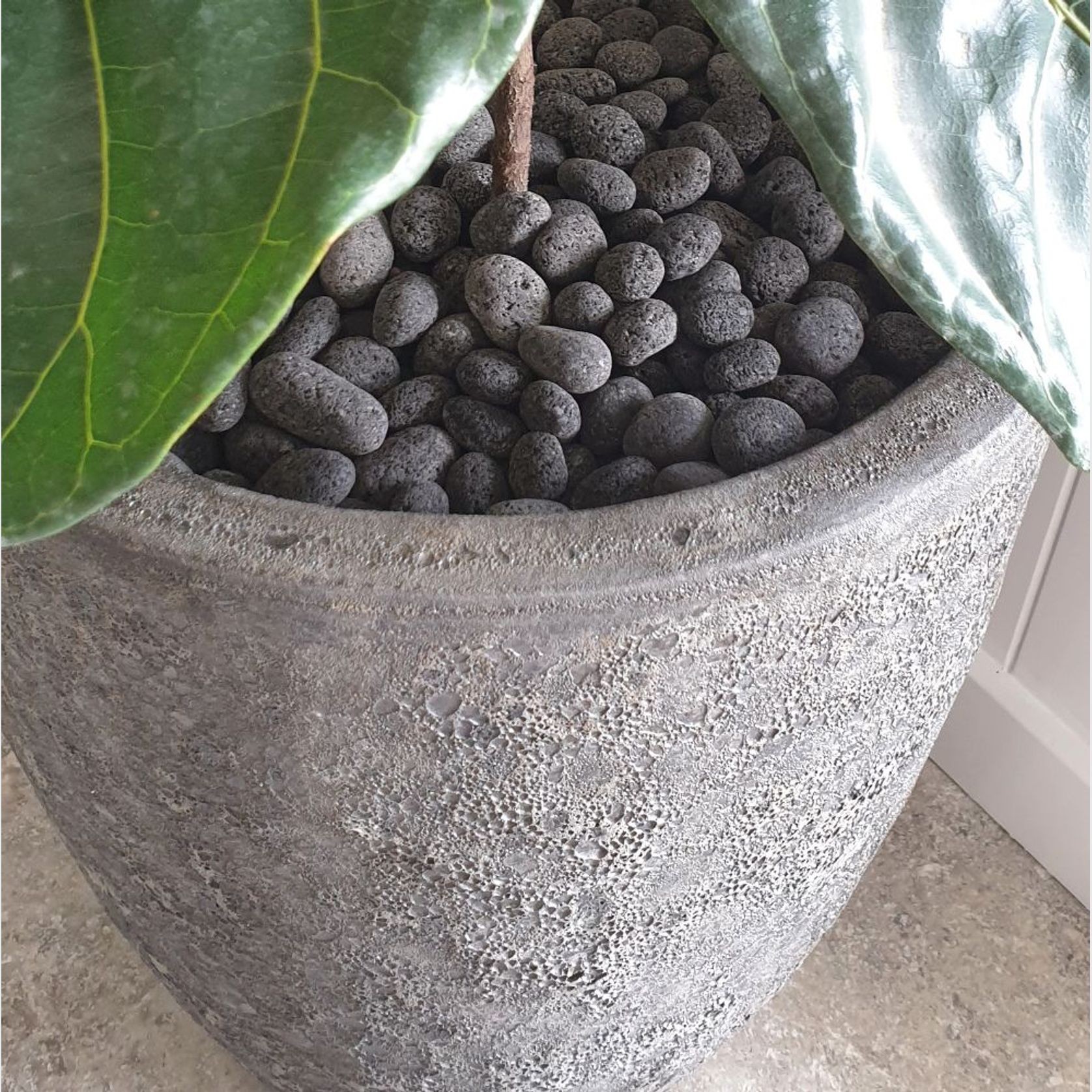 Stoneyard Charcoal Lavastone Pebbles gallery detail image