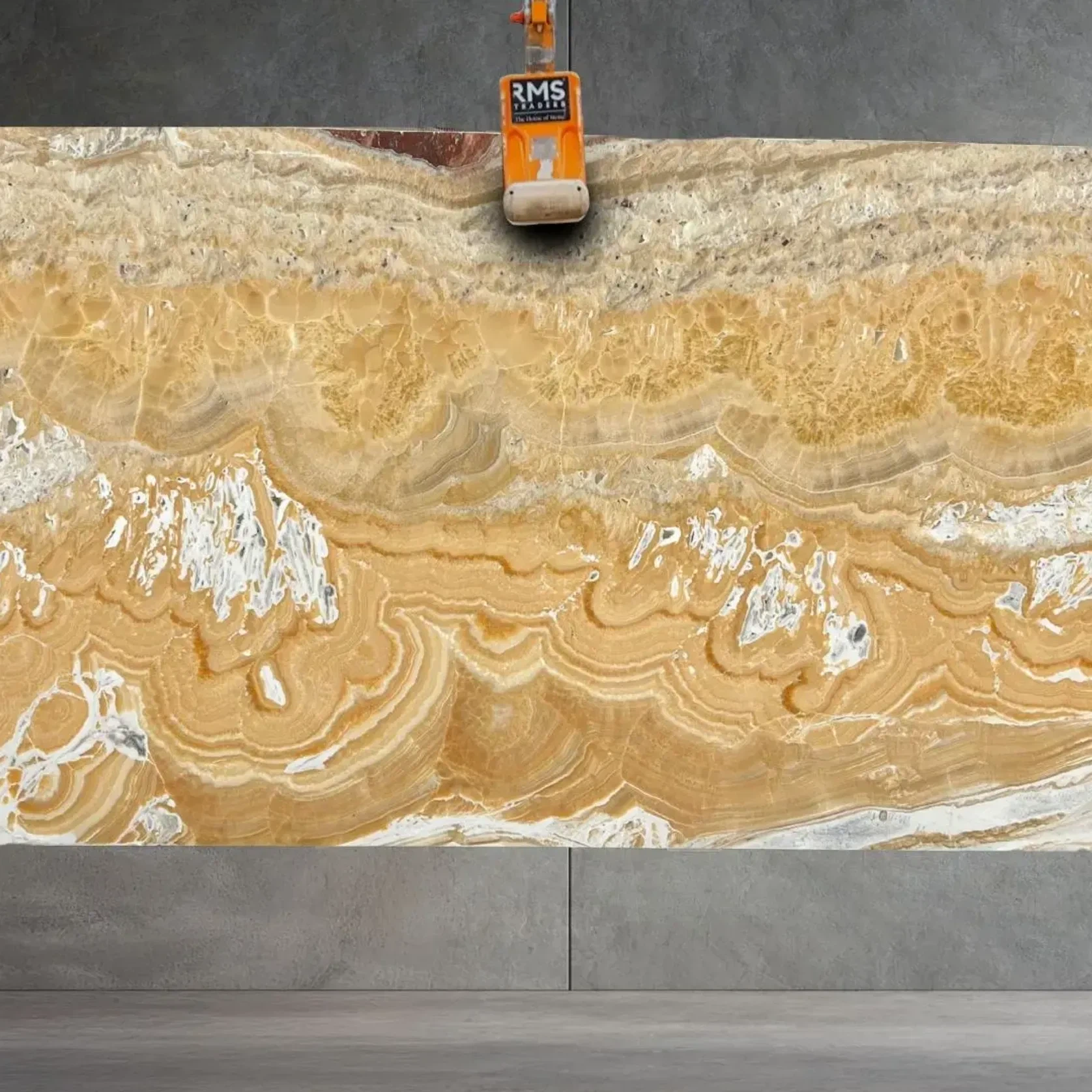 Honey Onyx Benchtop gallery detail image