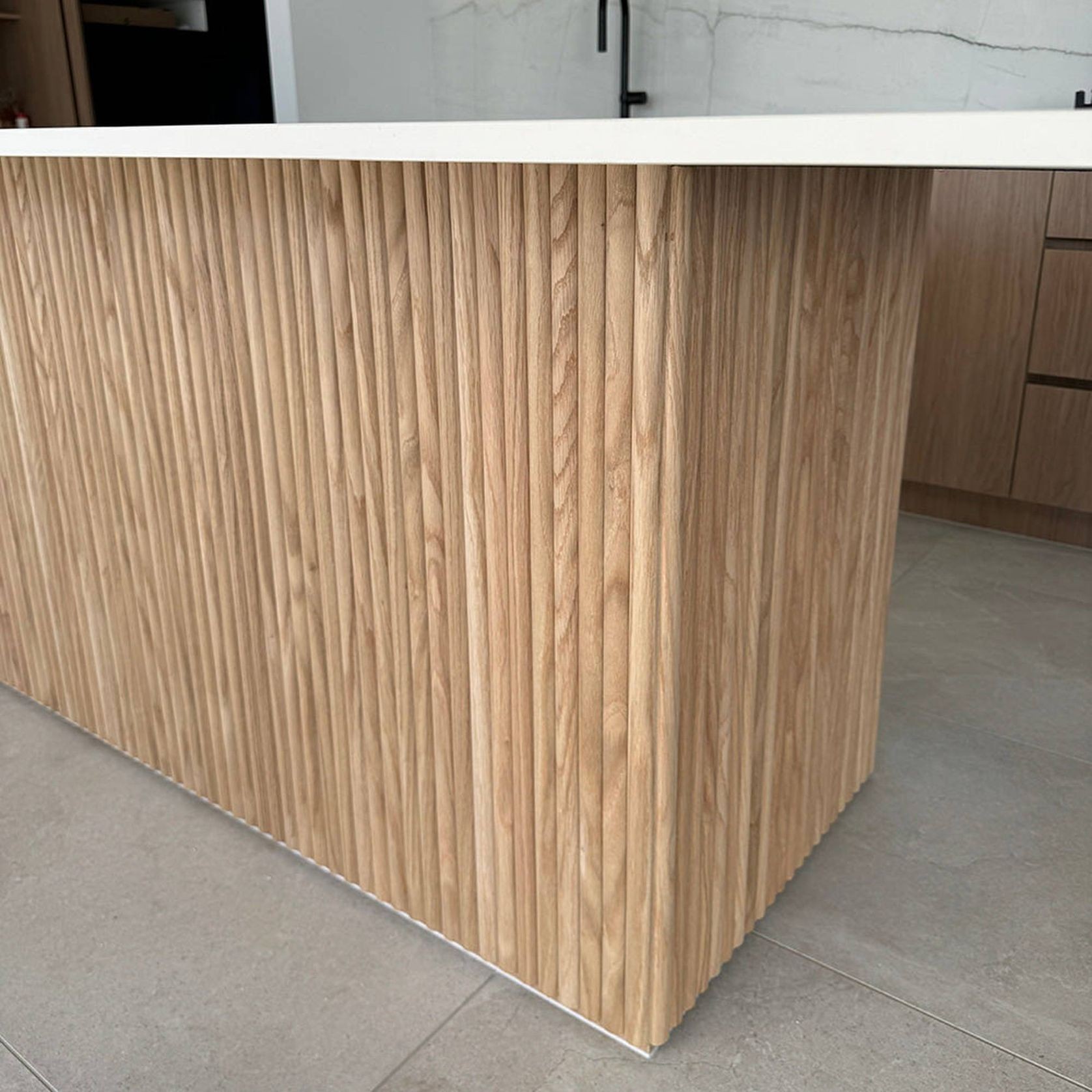 WOODFLEX Flexible Wooden Slat Wall Panel - Oak Veneer - 3000mm x 600mm - Half Round gallery detail image