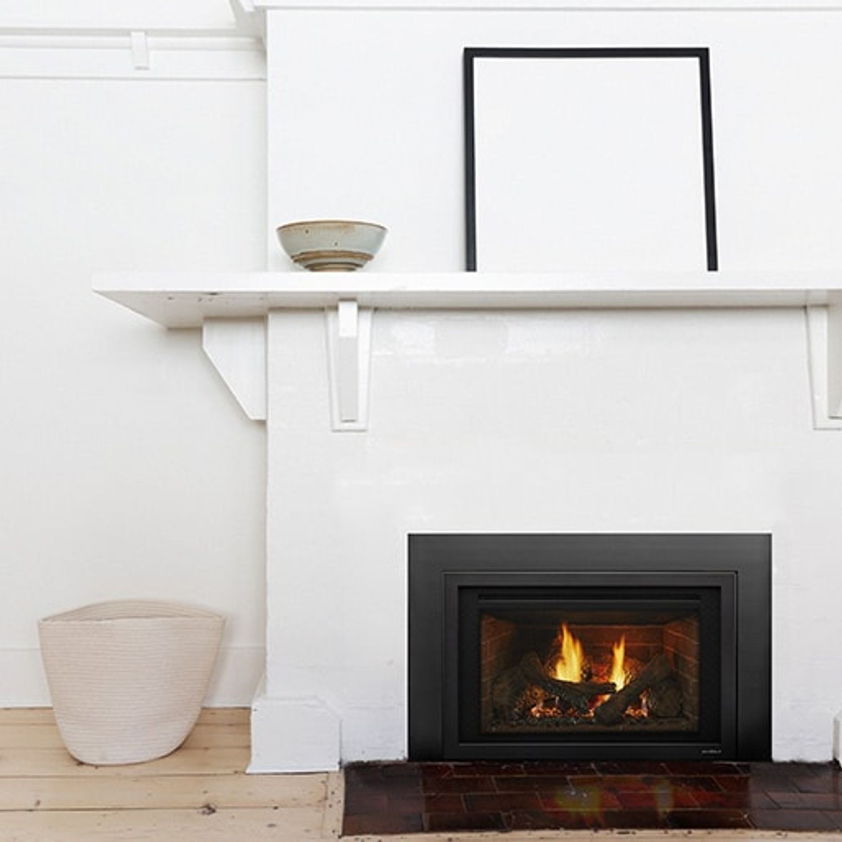 iSeries Insert Gas Fireplace gallery detail image