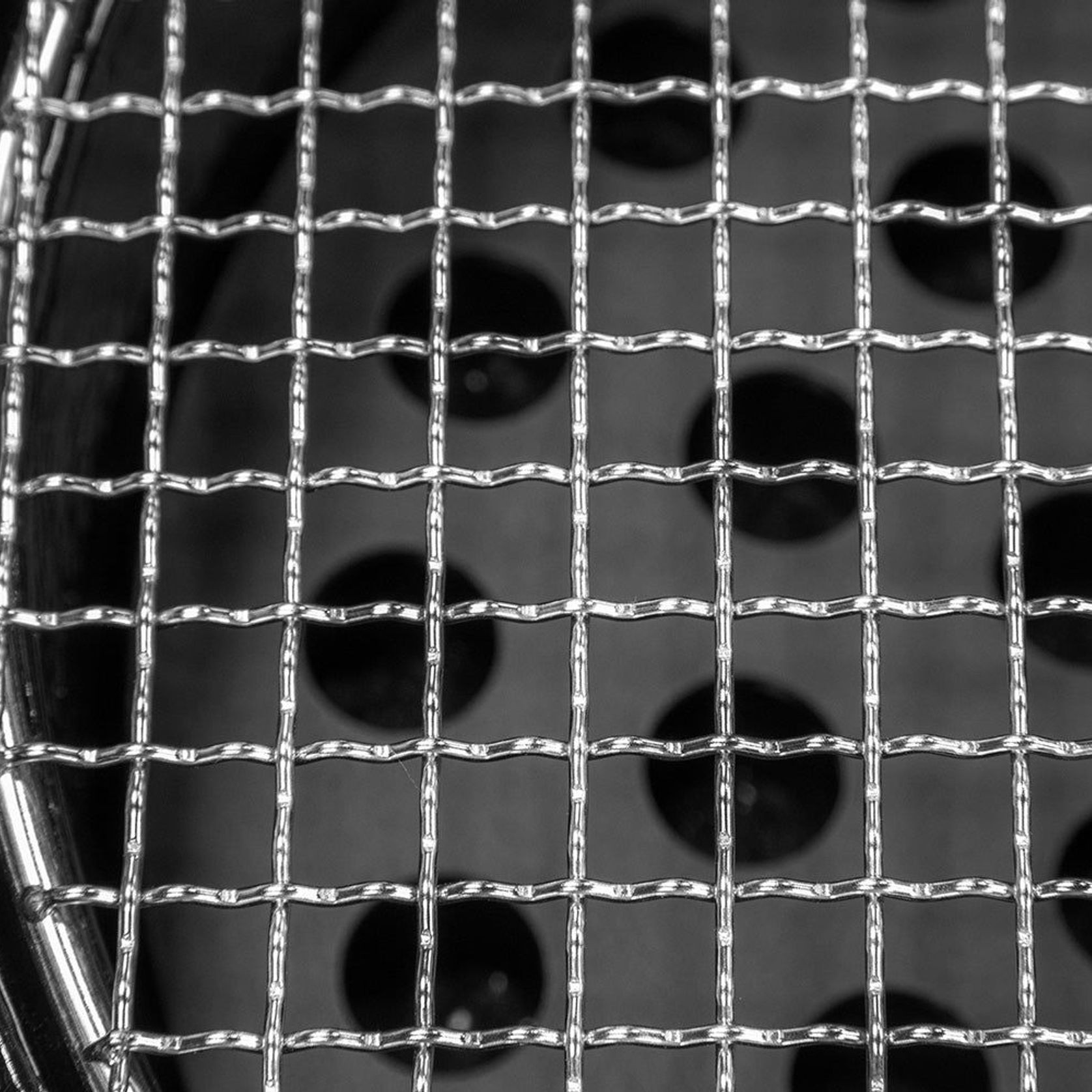 Hibachi Tabletop BBQ Grill with Searing Plate & Oil Tray - Round gallery detail image